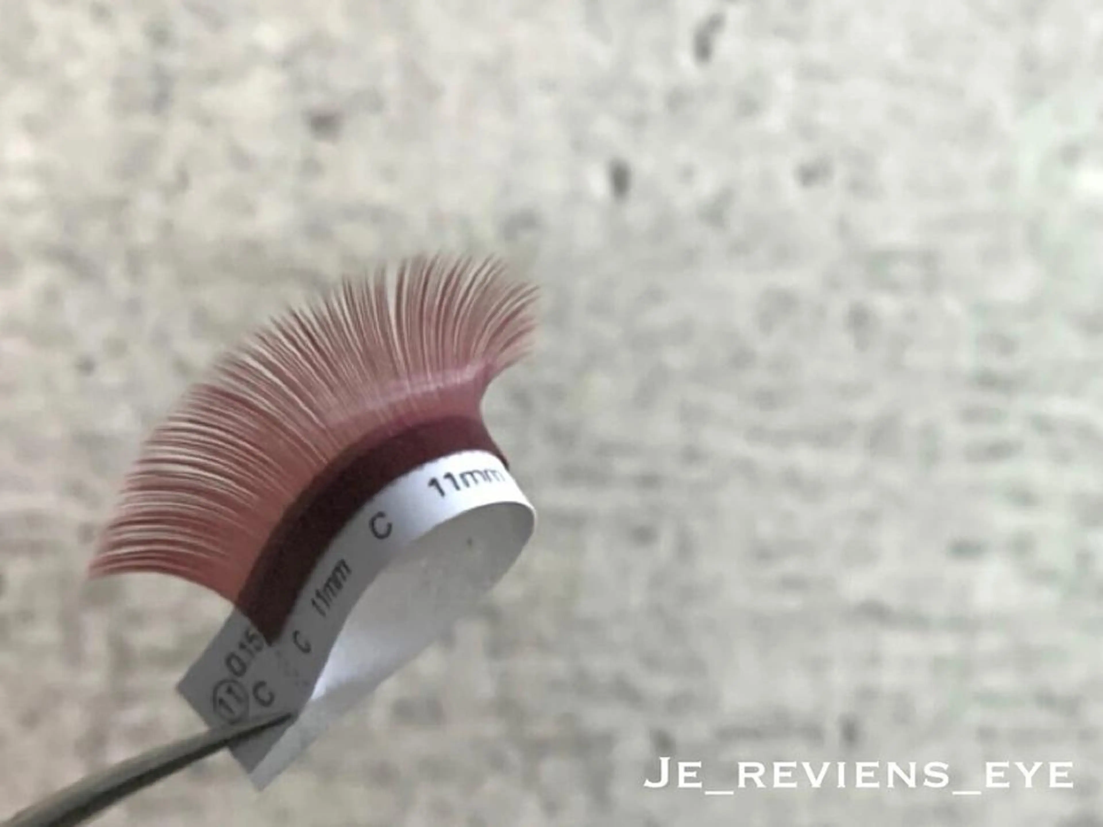 マツエク・マツパ カラーマツエク ジュルビアン美容室所属・ジュルビアン 美容室のエステ・リラクイメージ