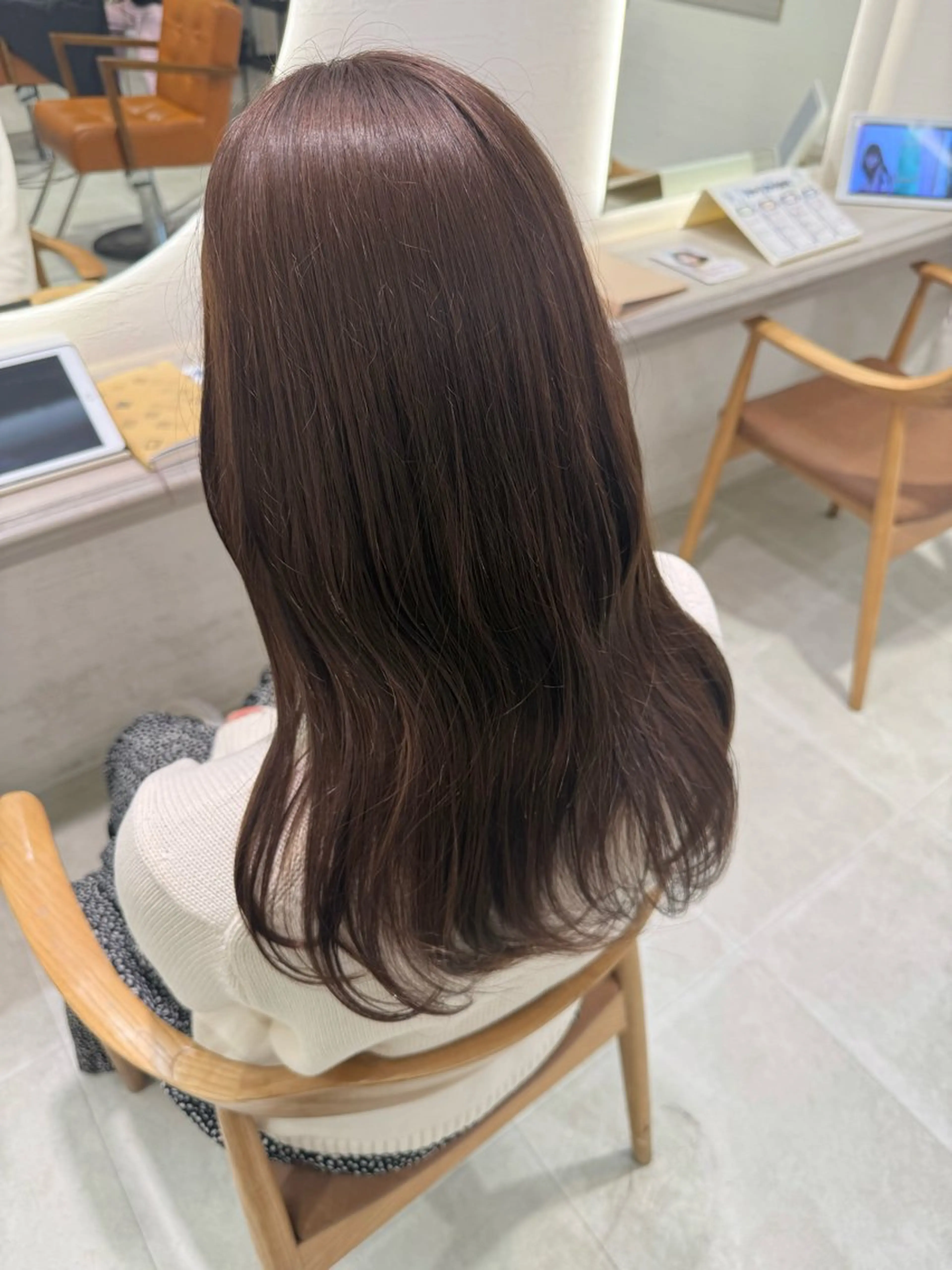 カラー 𝑨𝒊𝒎𝒆𝒓 小山/ arisaのヘアスタイル