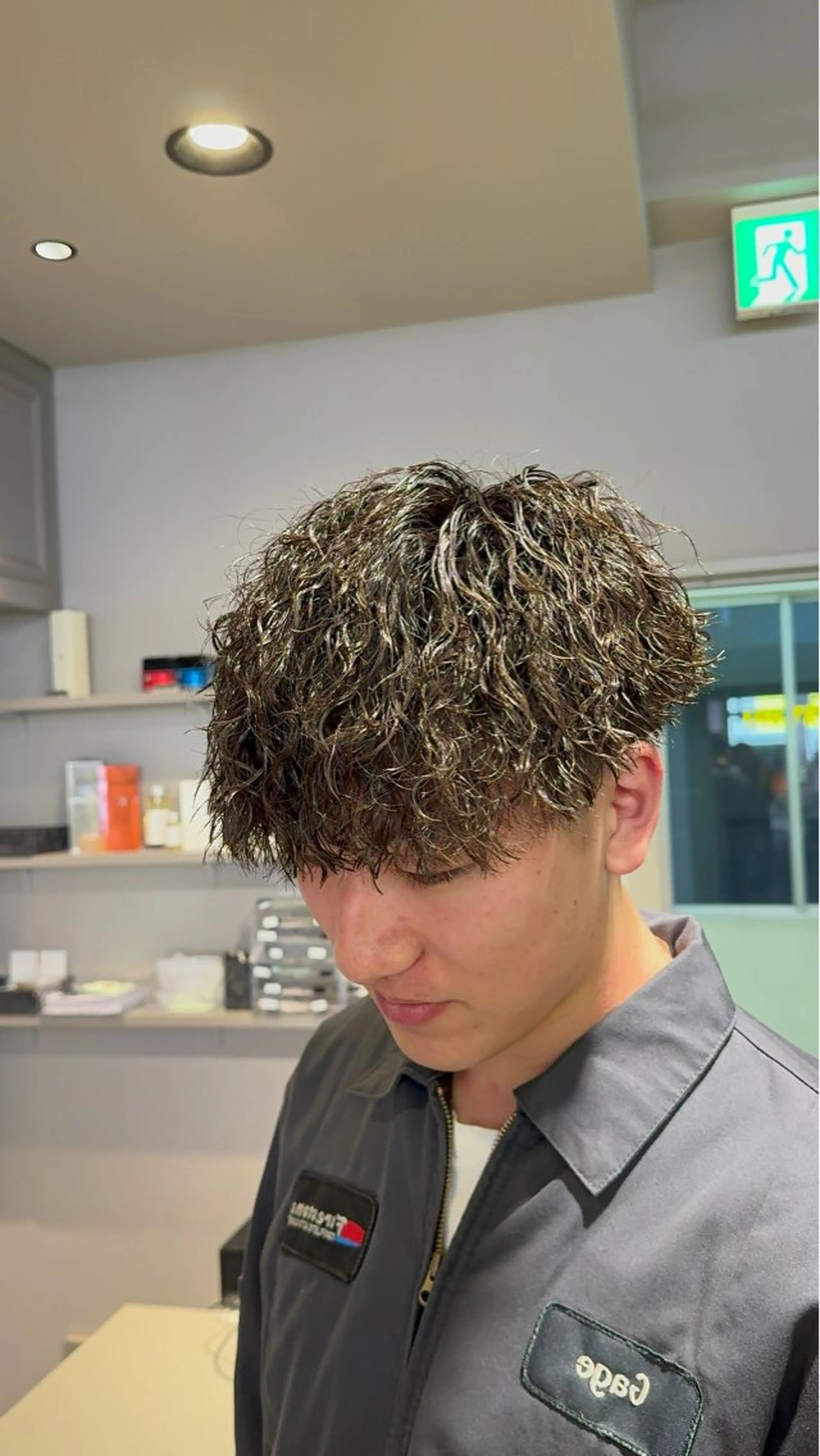 ショート パーマ ヘアアレンジ メンズ メンズパーマ 艶カラー の達人のヘアスタイル