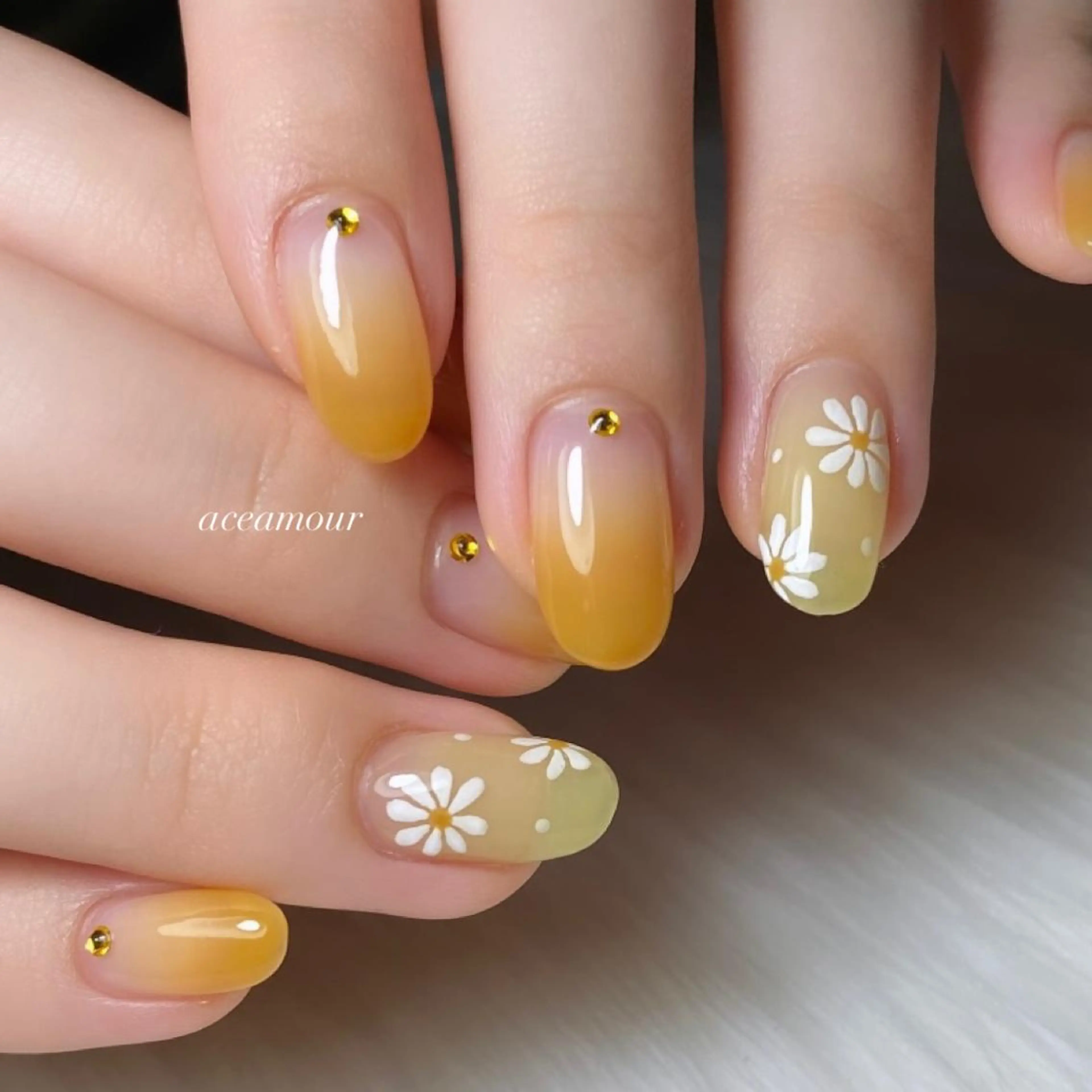 ネイル ネイル/耳つぼ /新ホワイトニングのネイルデザイン