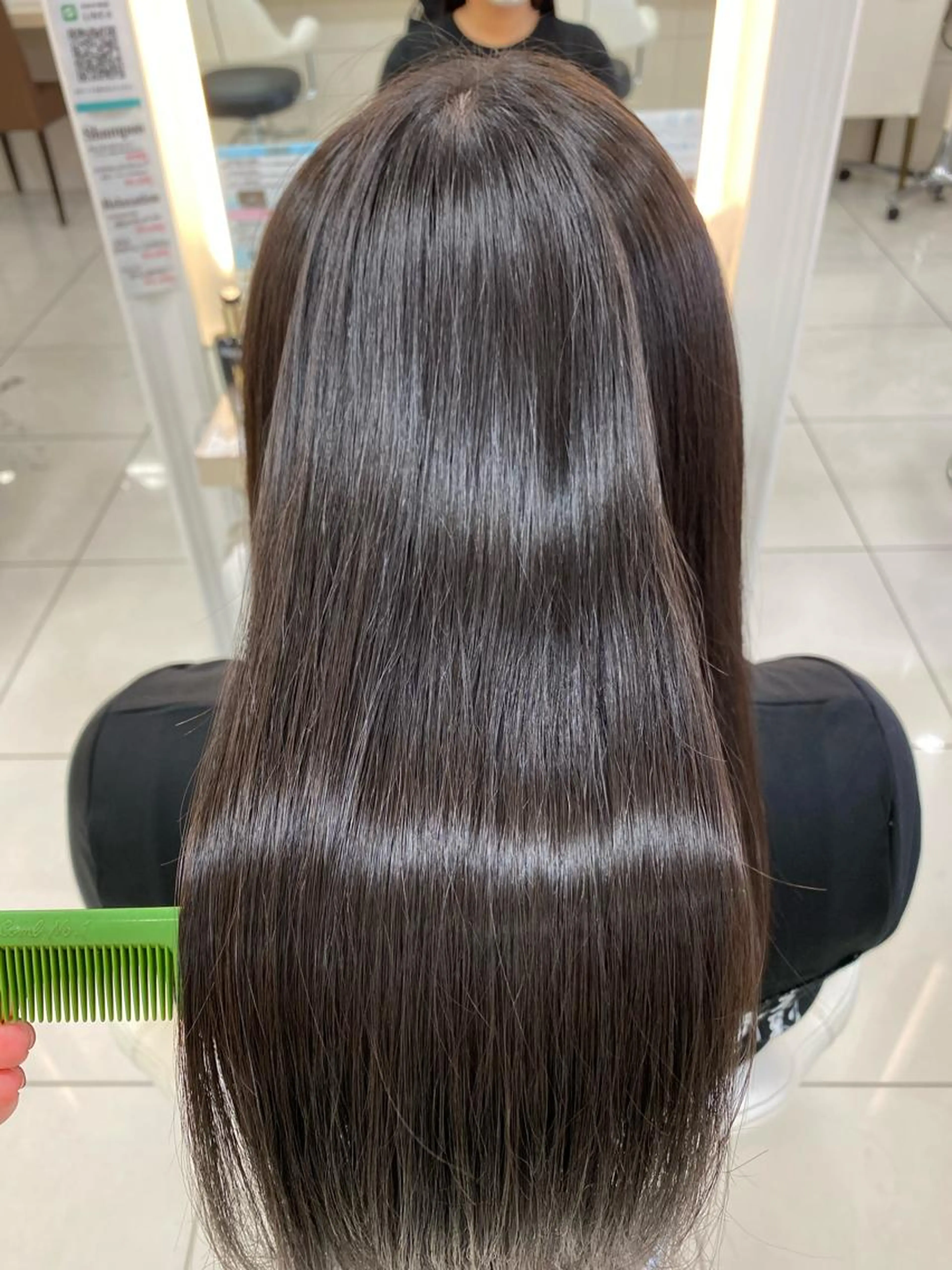 ❄️11月限定❄️髪質改善縮毛矯正(根本5㎝以内)＋4ステップトリートメント⚠️全体矯正＋3300カット＋3000の写真