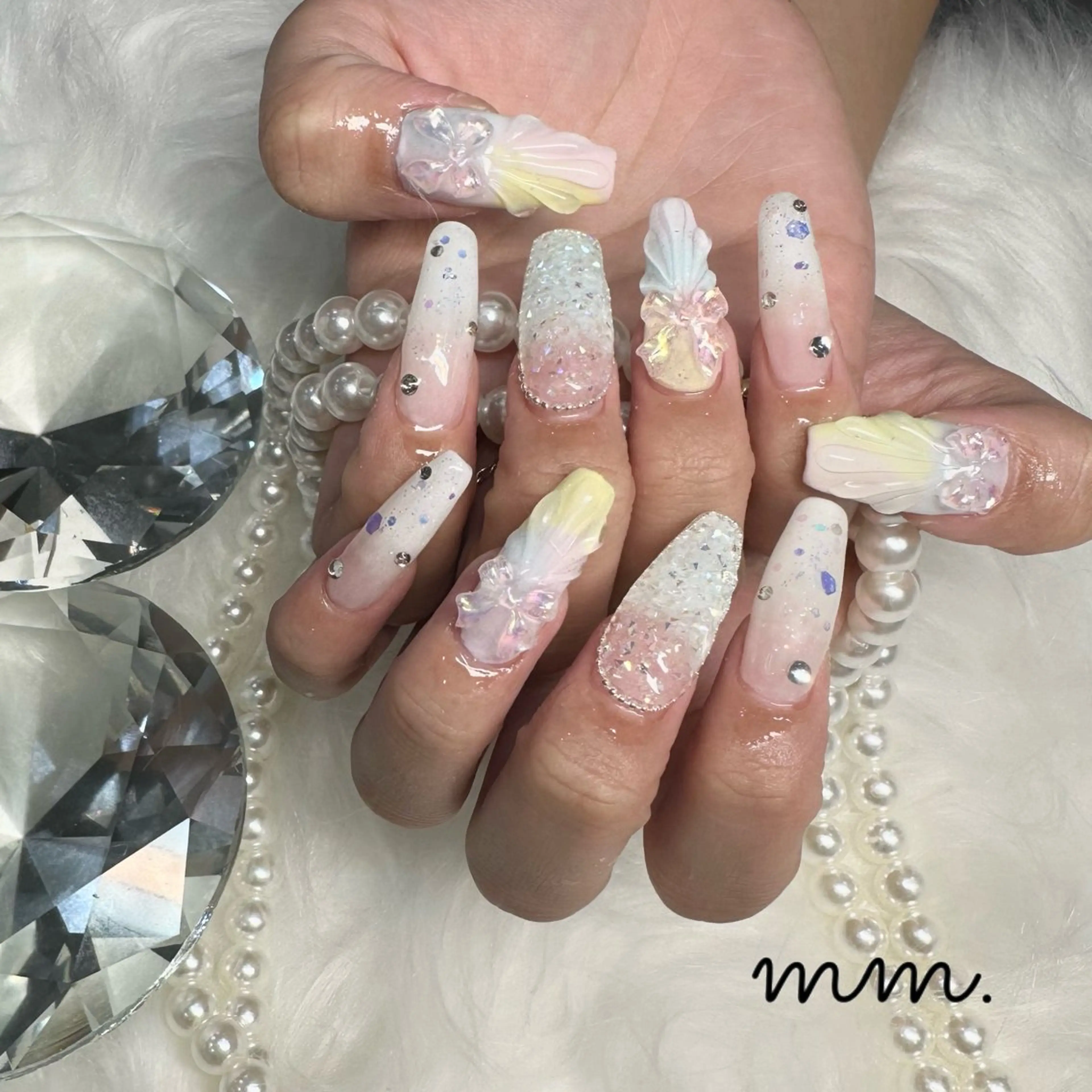 ネイル ハンドネイル 🩷🩵mm.大宮 Riyo🧸🩵🩷のネイルデザイン