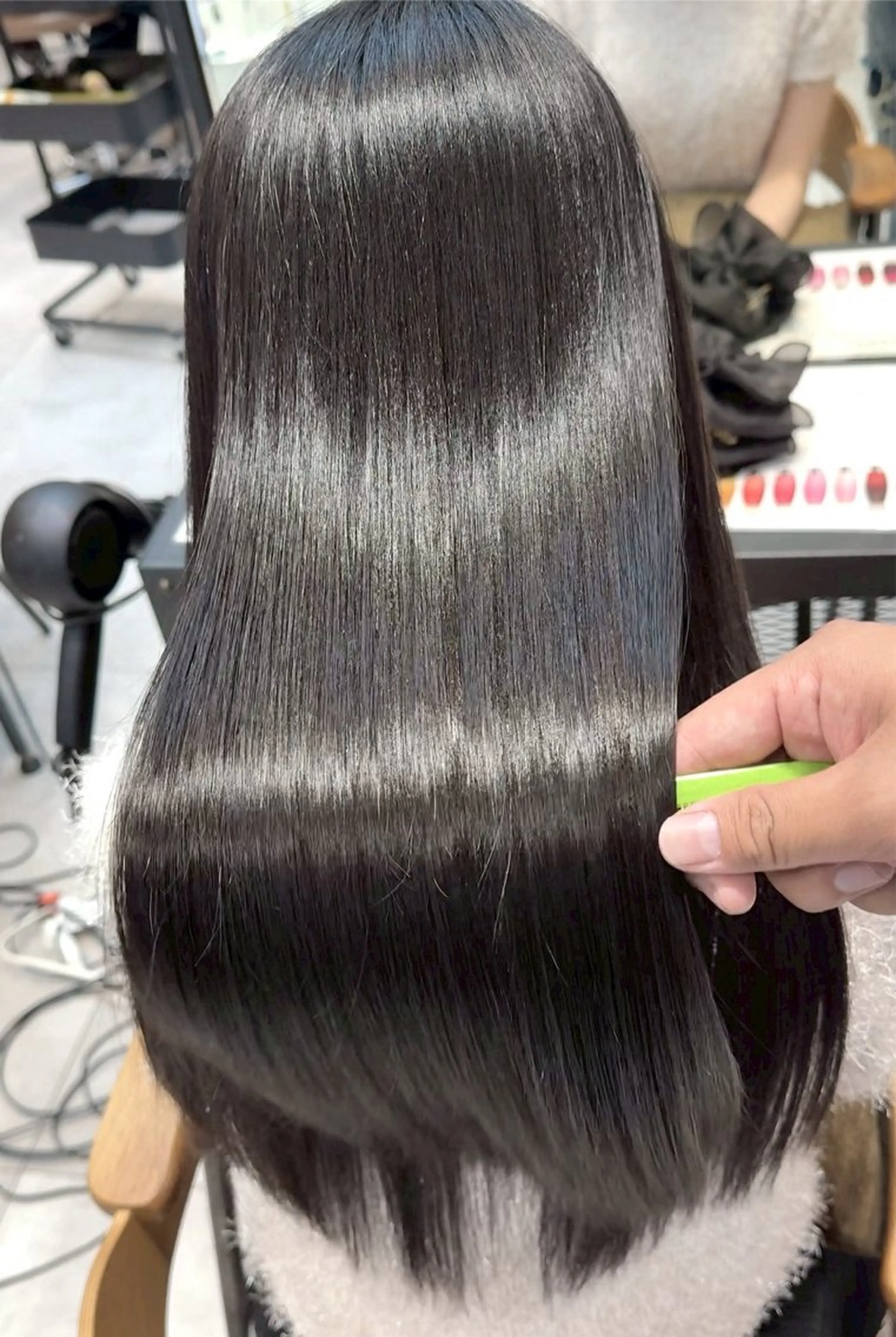 セミロング 艶髪ストレート/ 心斎橋/ annaのヘアスタイル