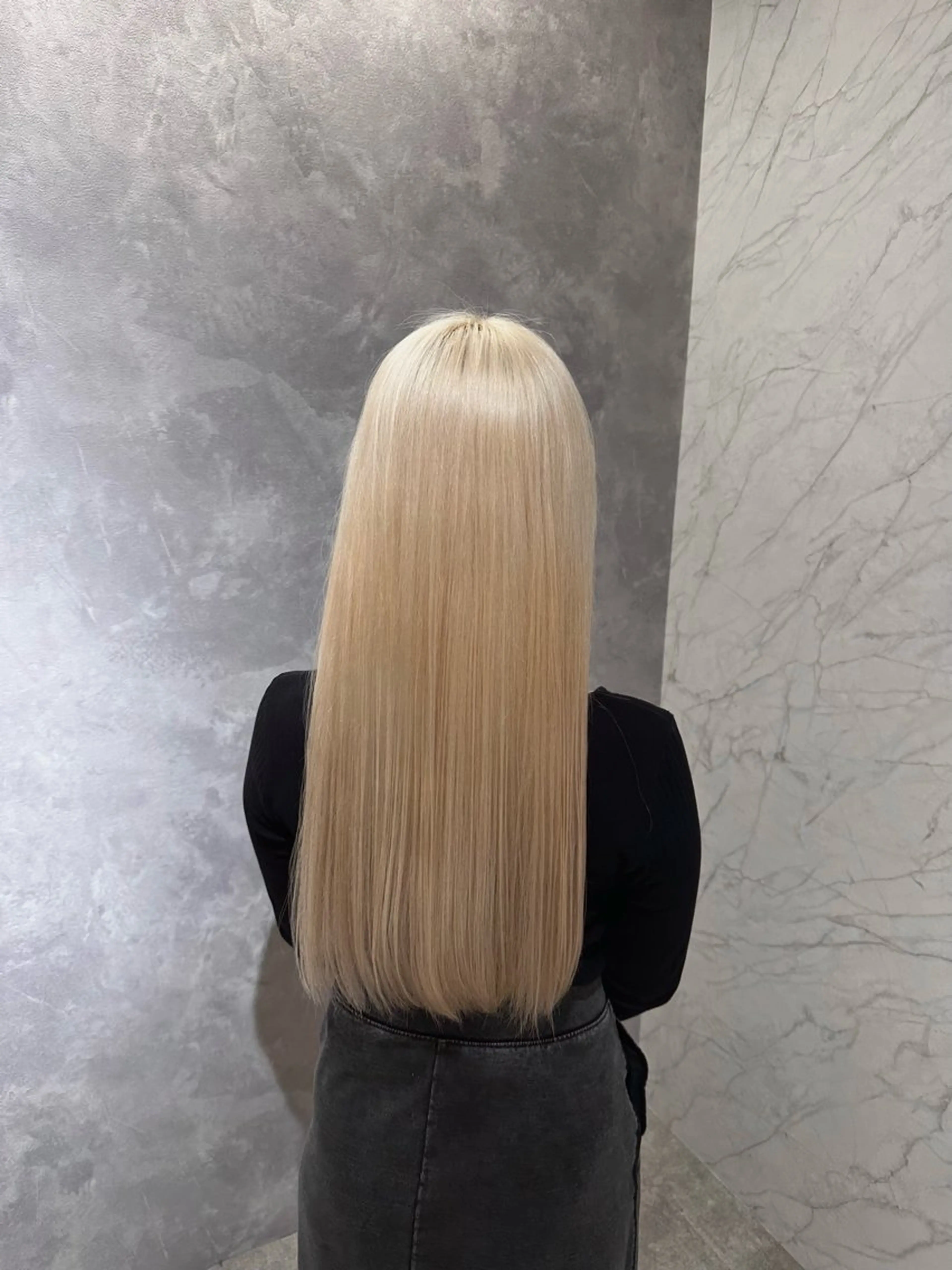 ロング ヘアカラー 中川 舞のヘアスタイル