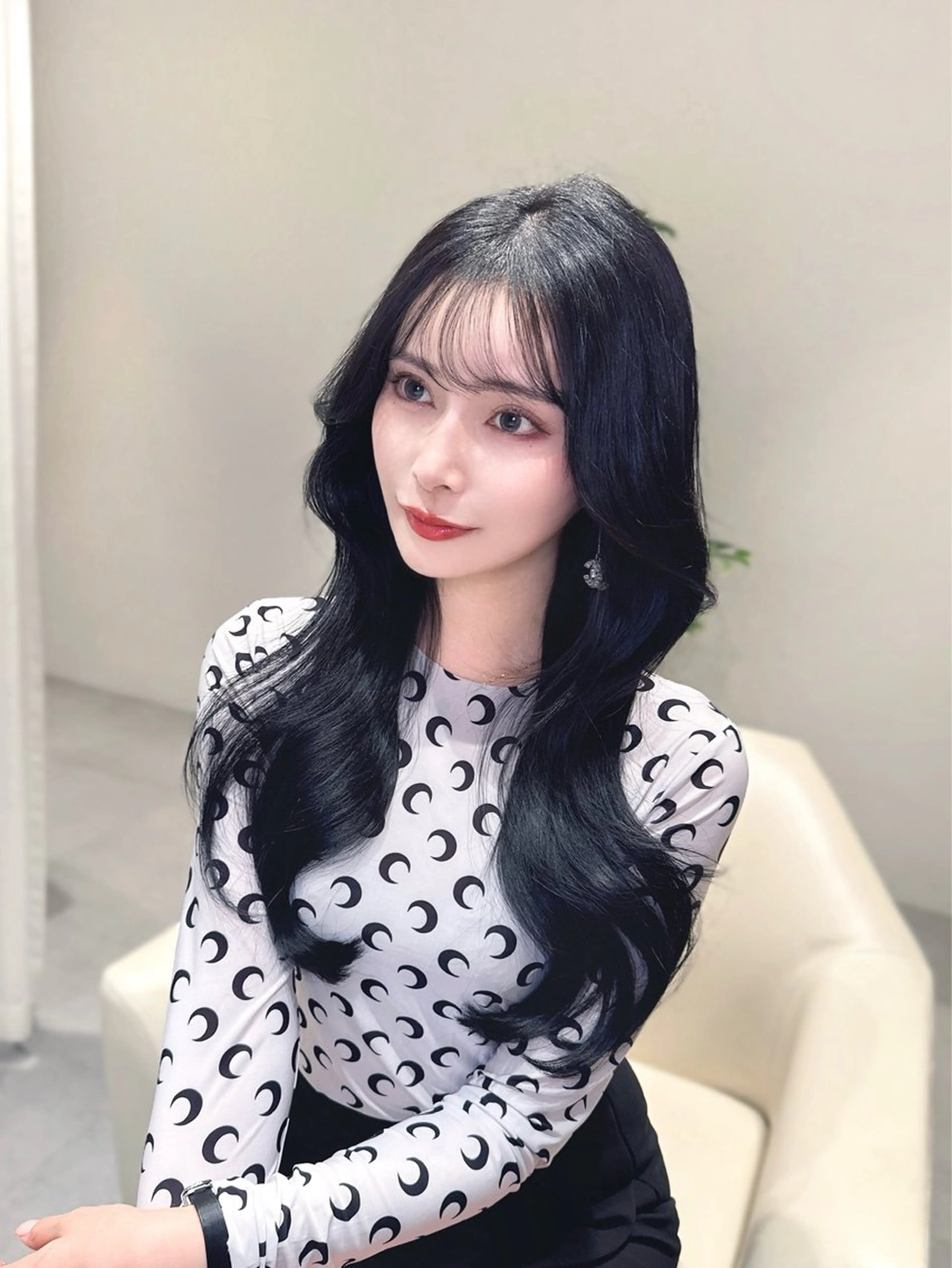 ロング カラー カット ヘアカラー トリートメント ヘッドスパ ヘアセット 韓国ヘア/レイヤー/ 顔まわり/りょーとのヘアスタイル