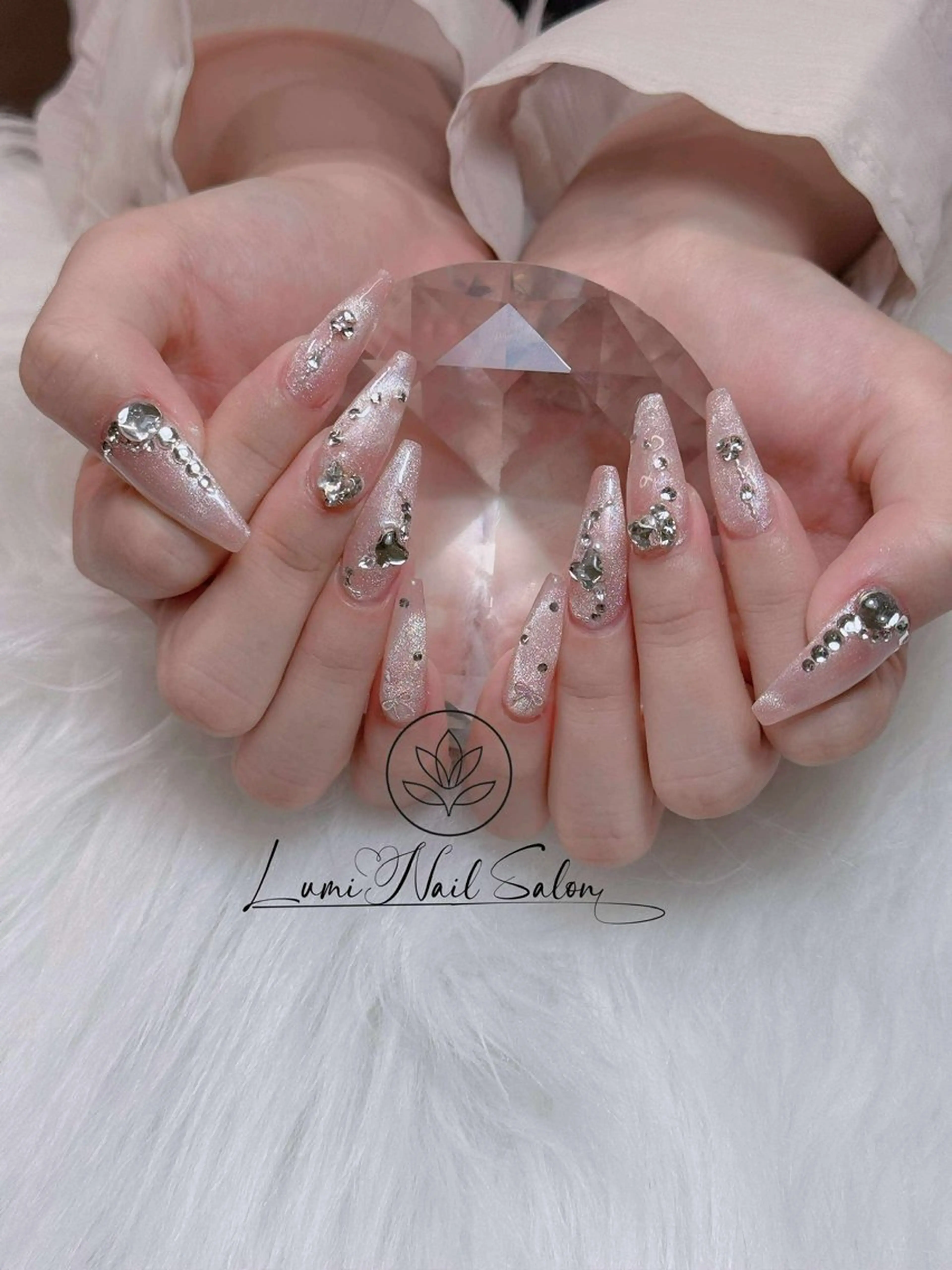 ネイル オーロラネイル チークネイル フットネイル フレンチネイル 韓国ネイル Lumi Nailのネイルデザイン