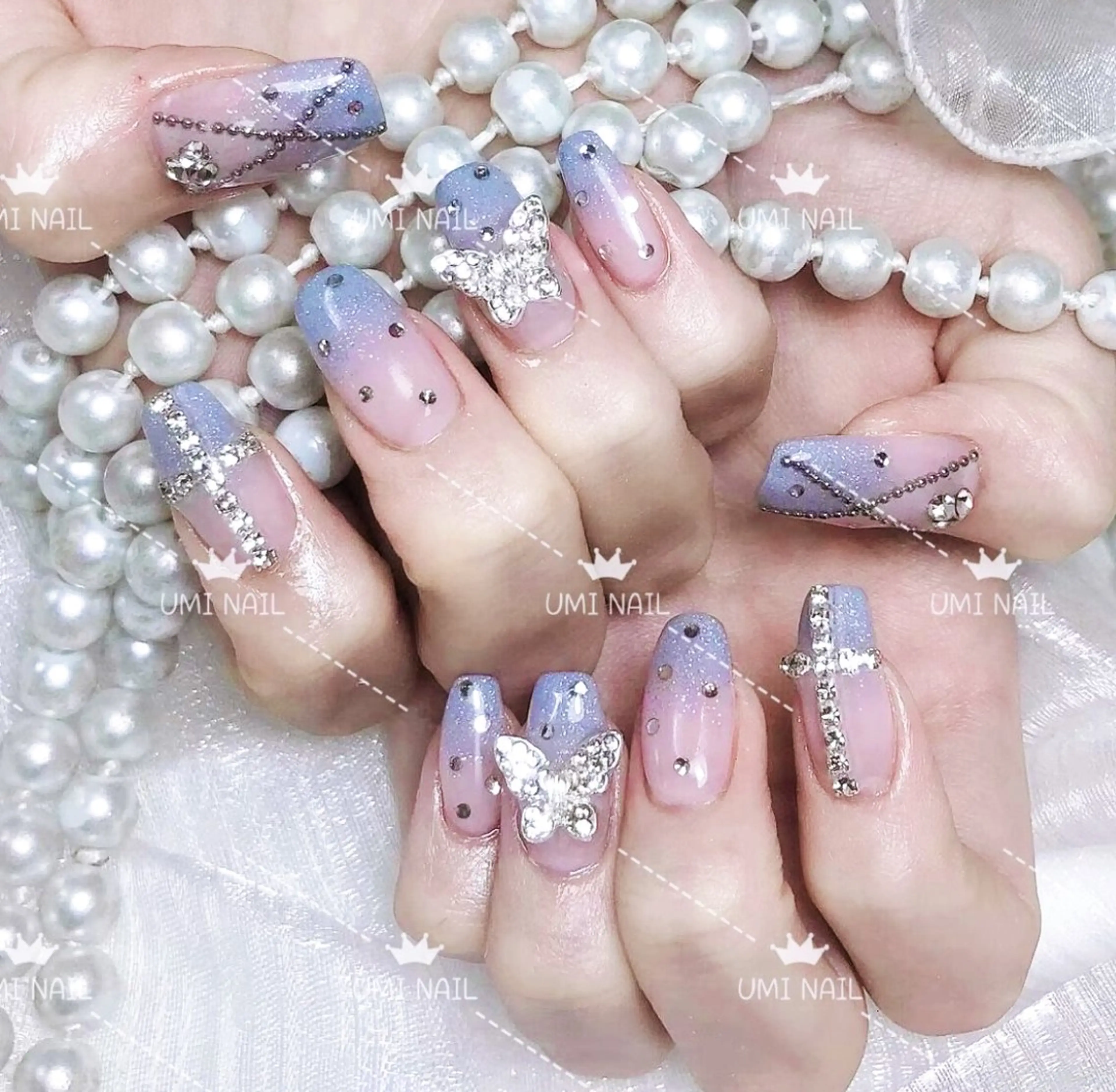 ネイル アートネイル ジェルネイル グラデーション 持ち込み オフィスネイル ハンドネイル ハンドケア LUXE NAIL SALONのネイルデザイン