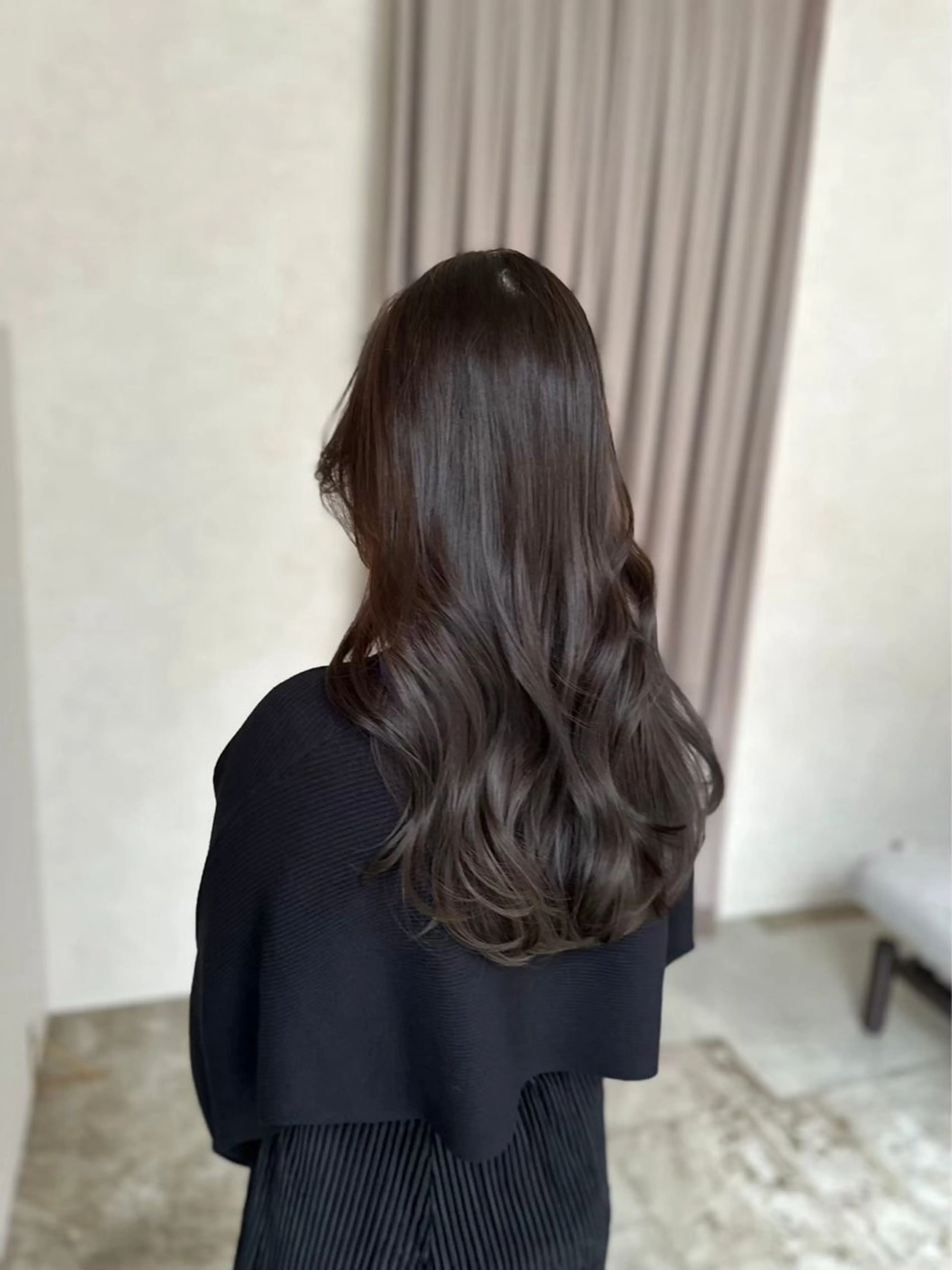 ロング カラー Inity所属・Inity 新谷茉璃のヘアスタイル