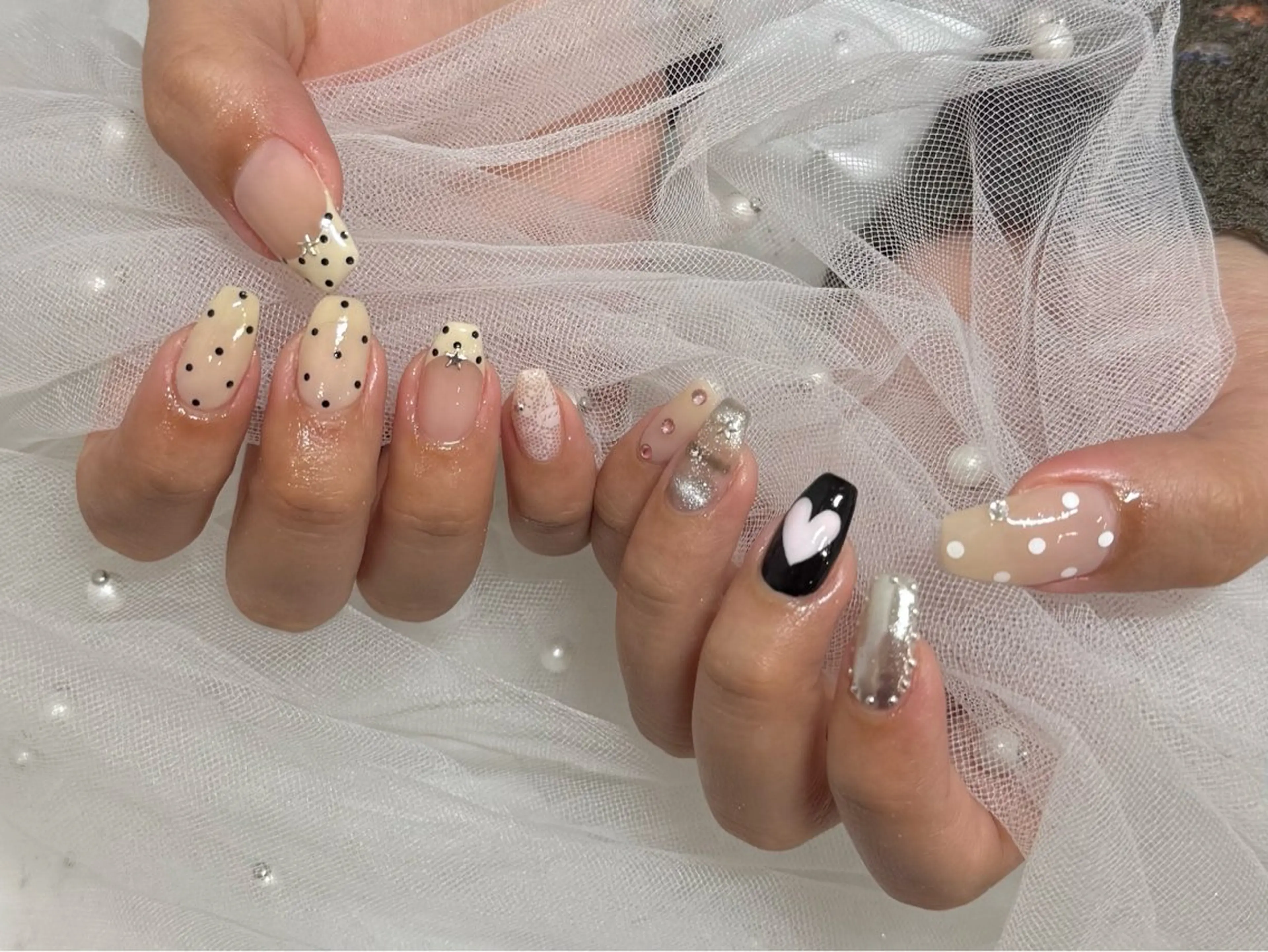 ネイル ＿WHITE+南海難波店所属・_WHITE+ 南海難波店のネイルデザイン