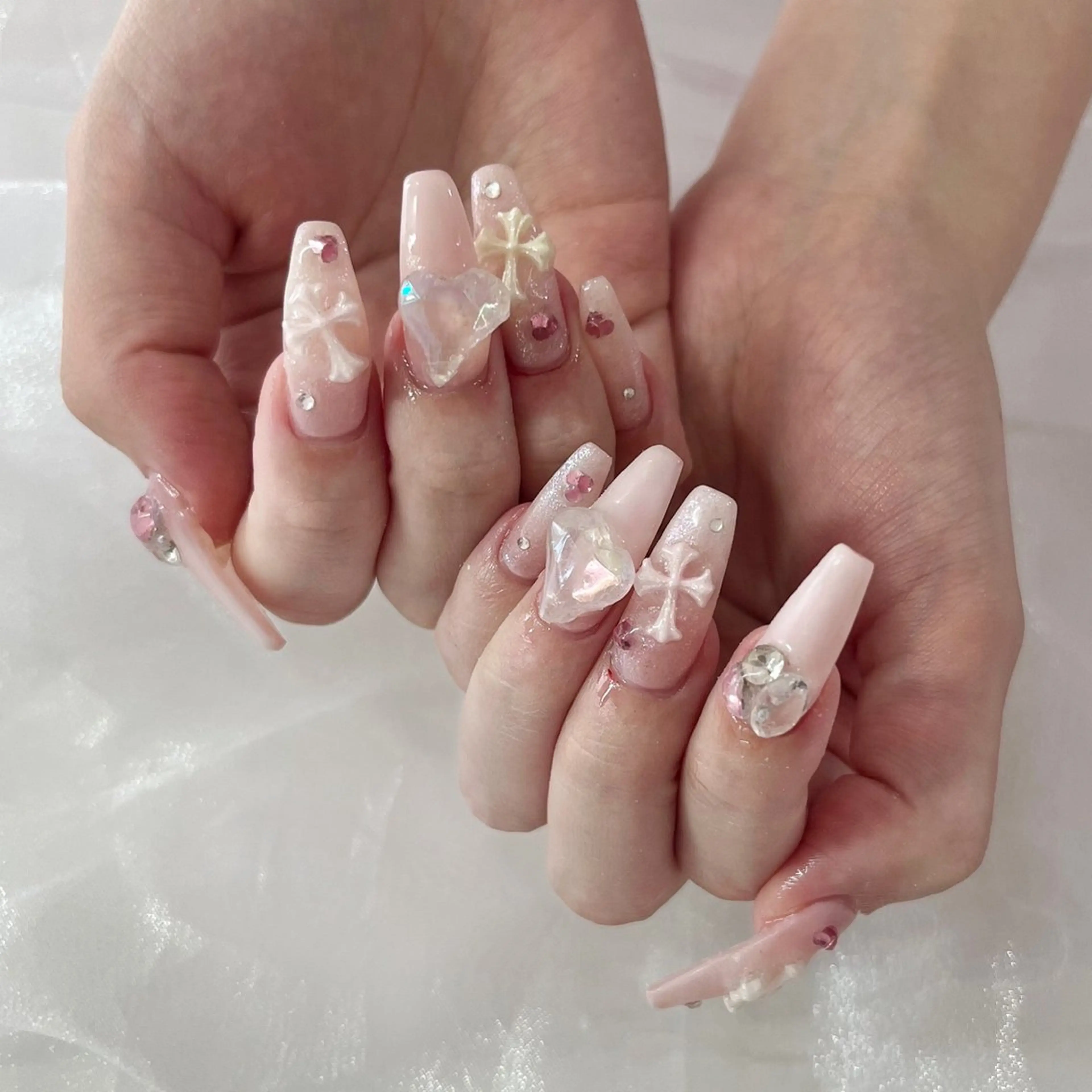 ネイル Luuny nailのネイルデザイン