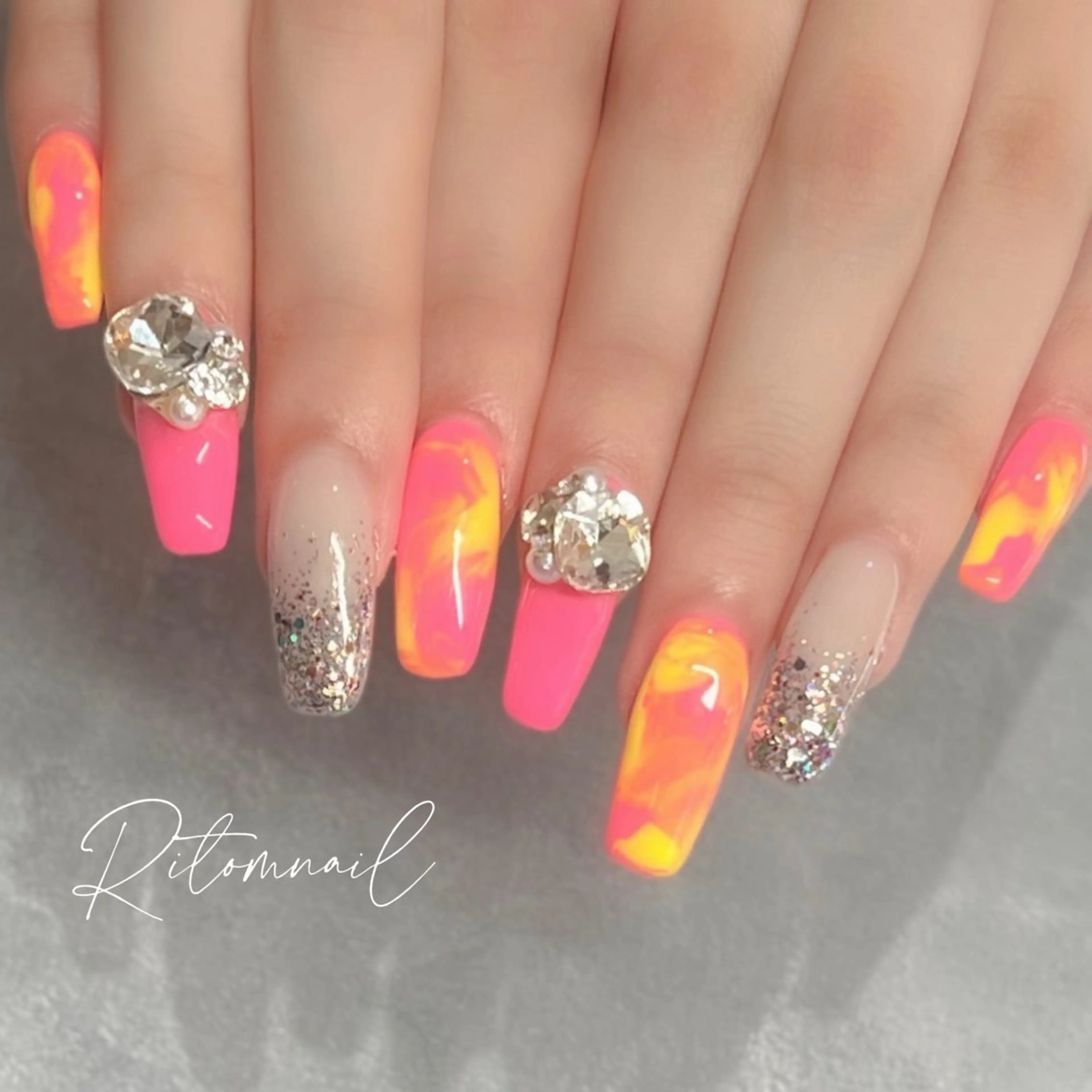 ネイル ritom.nail所属・nailist shioriのネイルデザイン