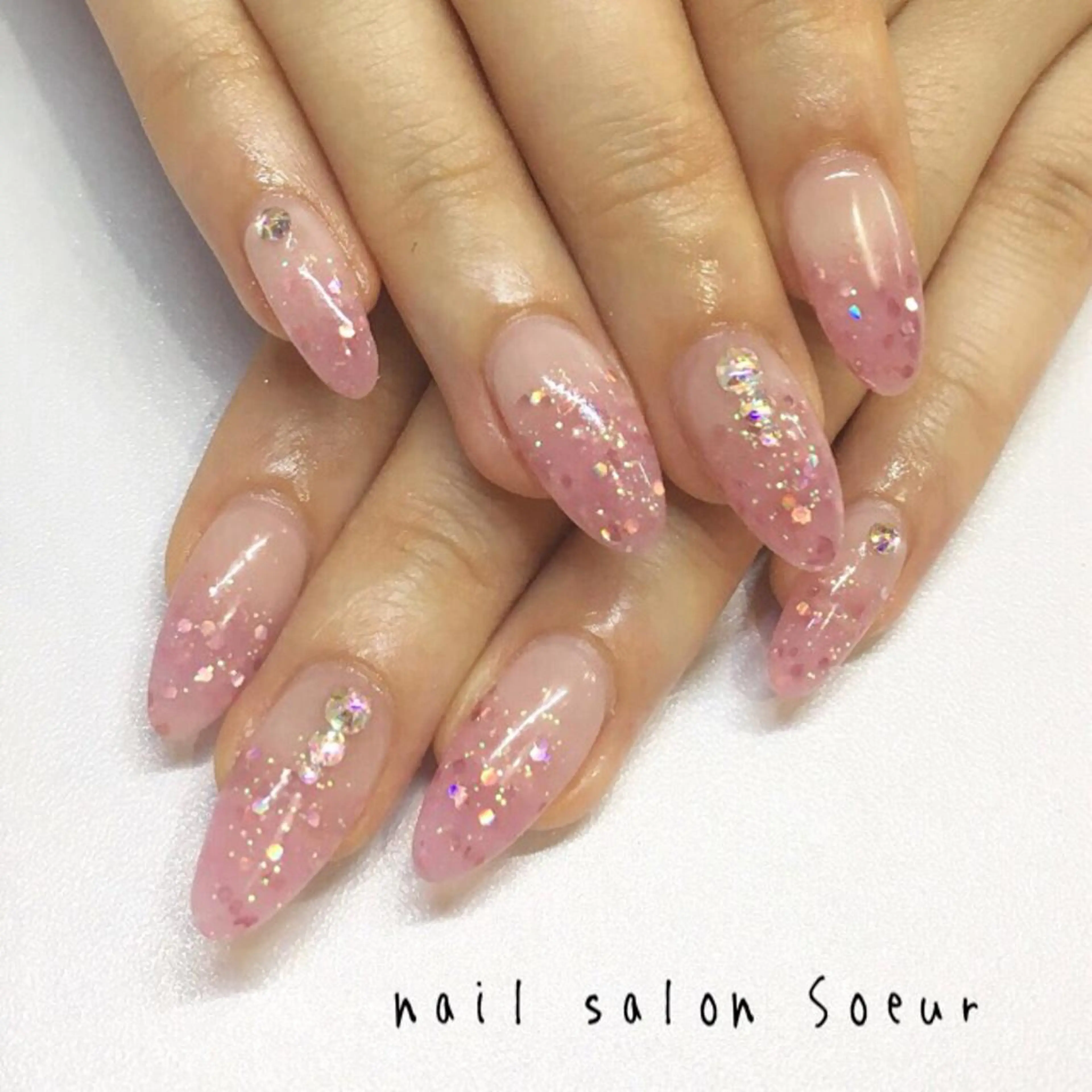 ネイル 桜ネイル 長さ出し ラメ(グリッター) ラメグラデーション ピンク ハンドネイル nail salon Soeurのネイルデザイン