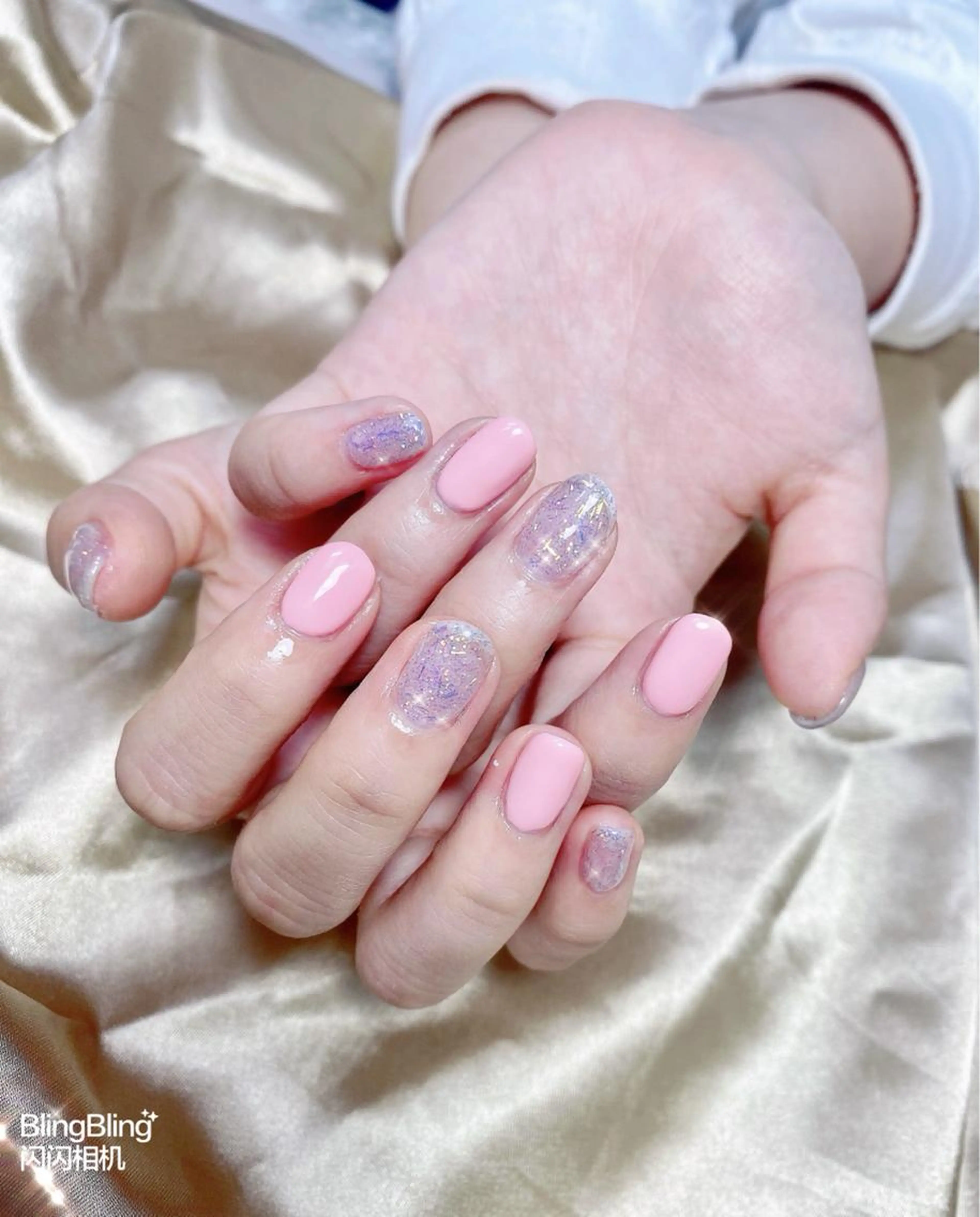 【ハンド】オフなしワンカラー/ラメグラ1900❤️色2個まで❤️ジェルオフあり+500円（パラジェル変更可能）の写真