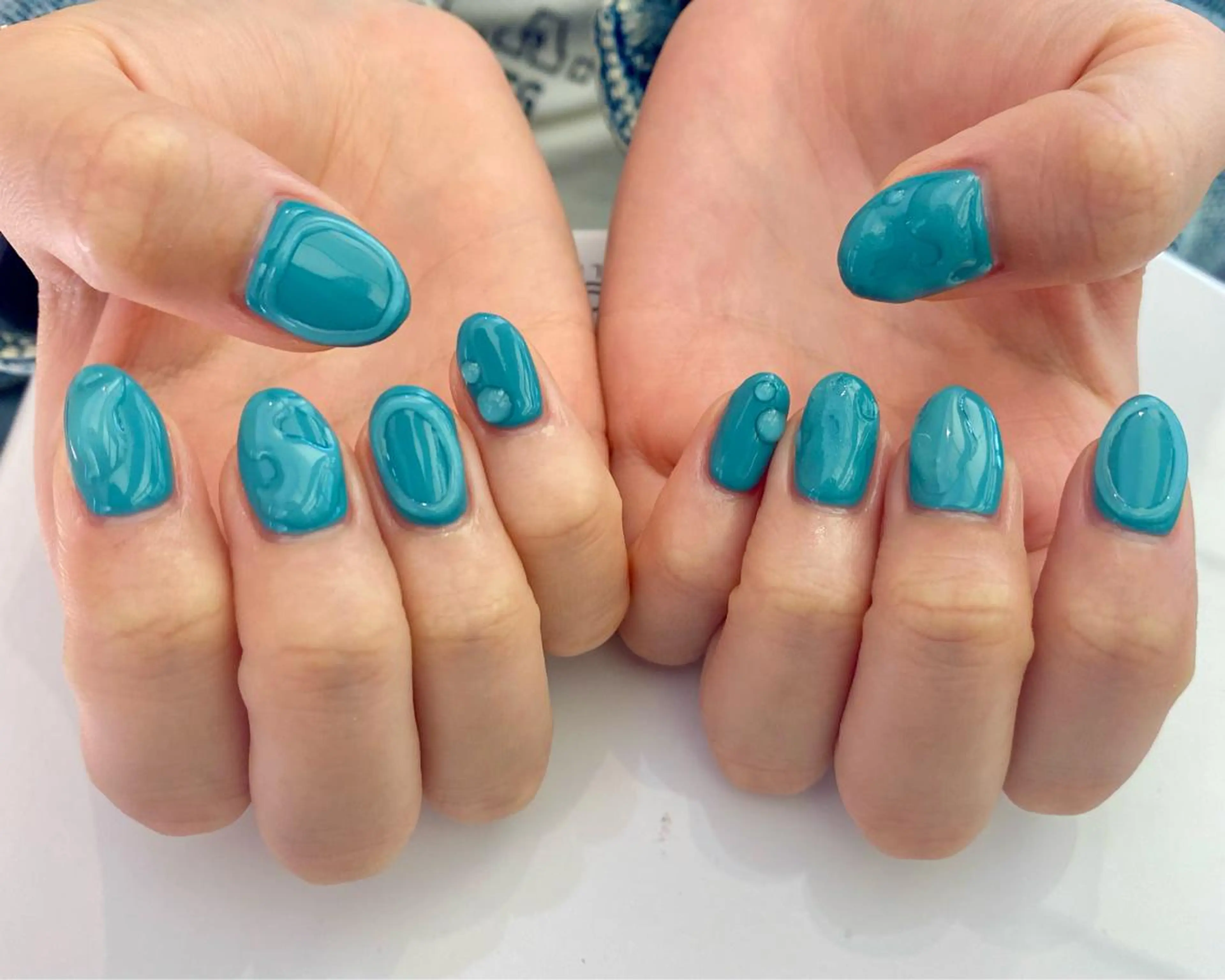 ネイル 安藤 彩乃のネイルデザイン