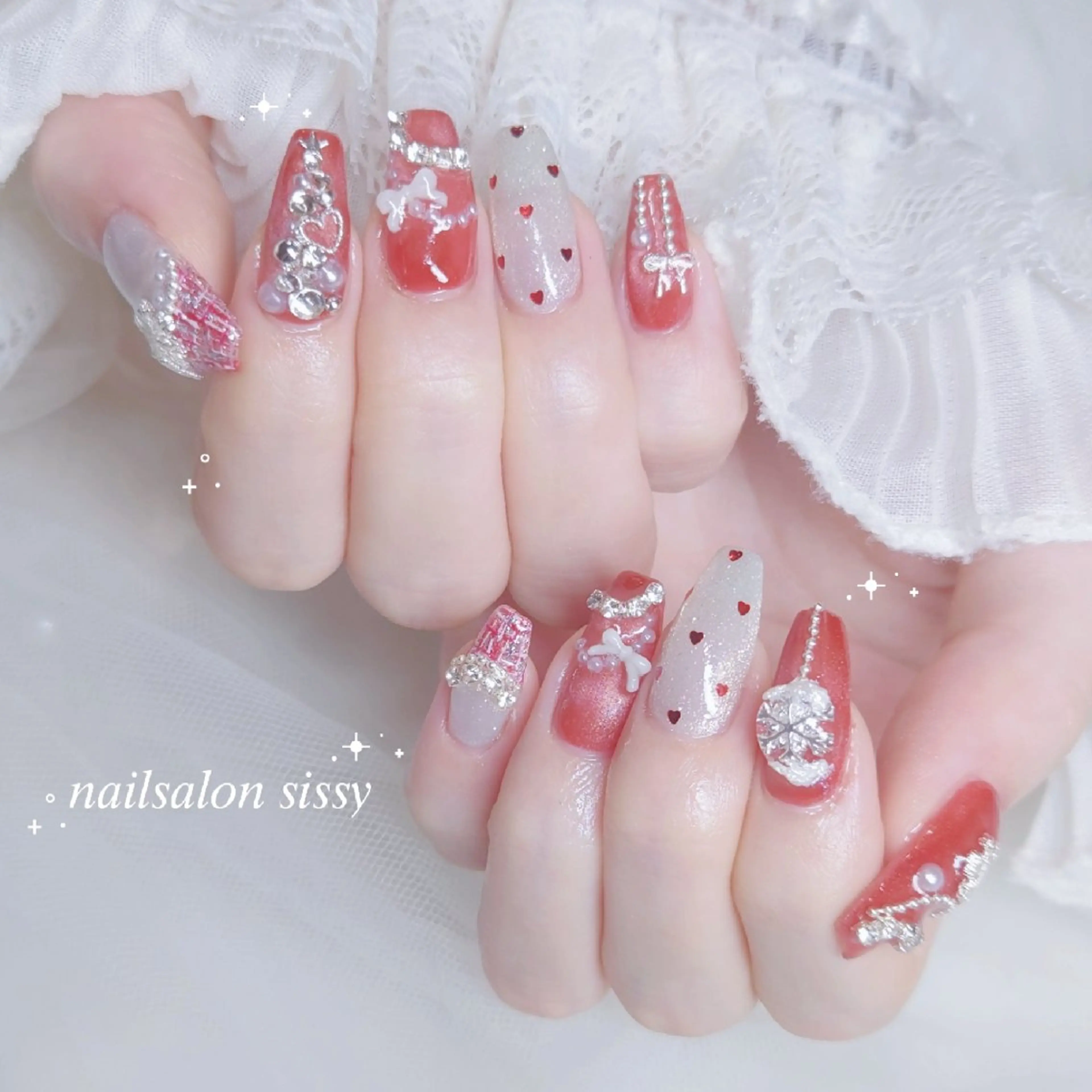 ネイル ガーリー ツイードネイル 冬ネイル クリスマス ハンドネイル nailsalon sissy所属・sissy hatsuneのネイルデザイン