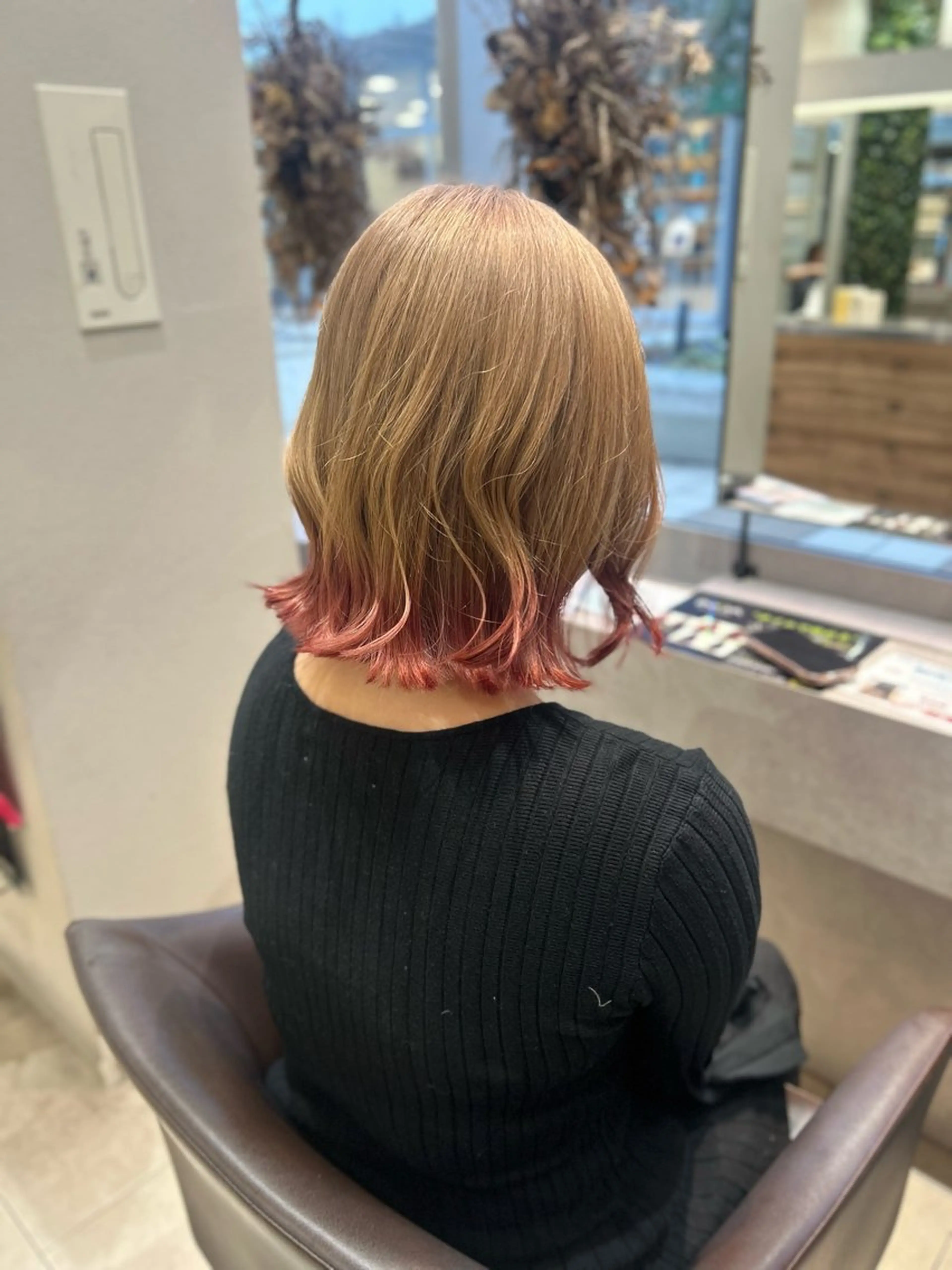 ミディアム ヘアカラー Lolonois 森ノ宮【 yui 】のヘアスタイル