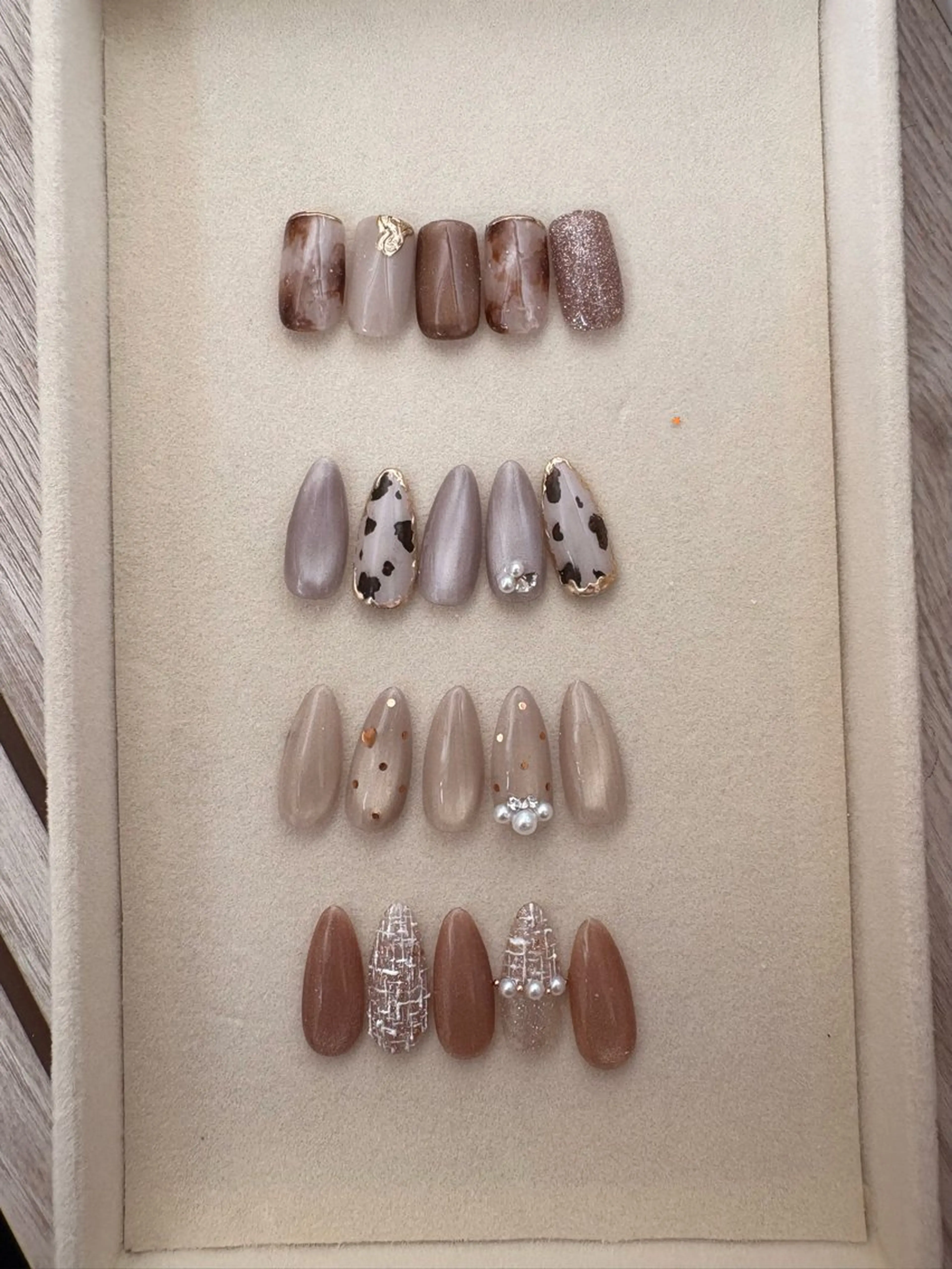 ネイル ハンドネイル ecru Nailのネイルデザイン