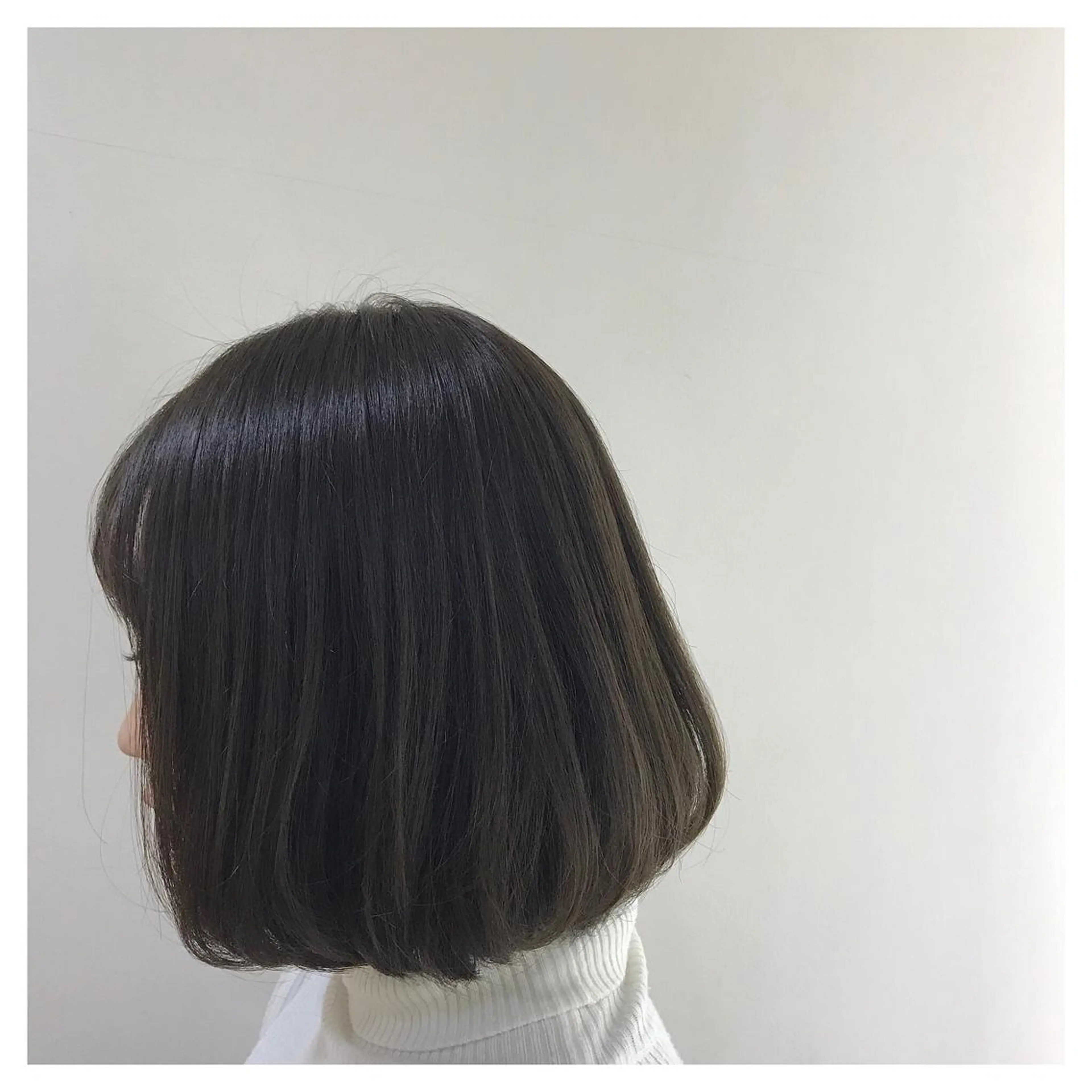 ショート カラー アッシュ アッシュブラウン ブラウンカラー ﾊｲﾄｰﾝ/ｼｮｰﾄ 村上淳乃🐥のヘアスタイル