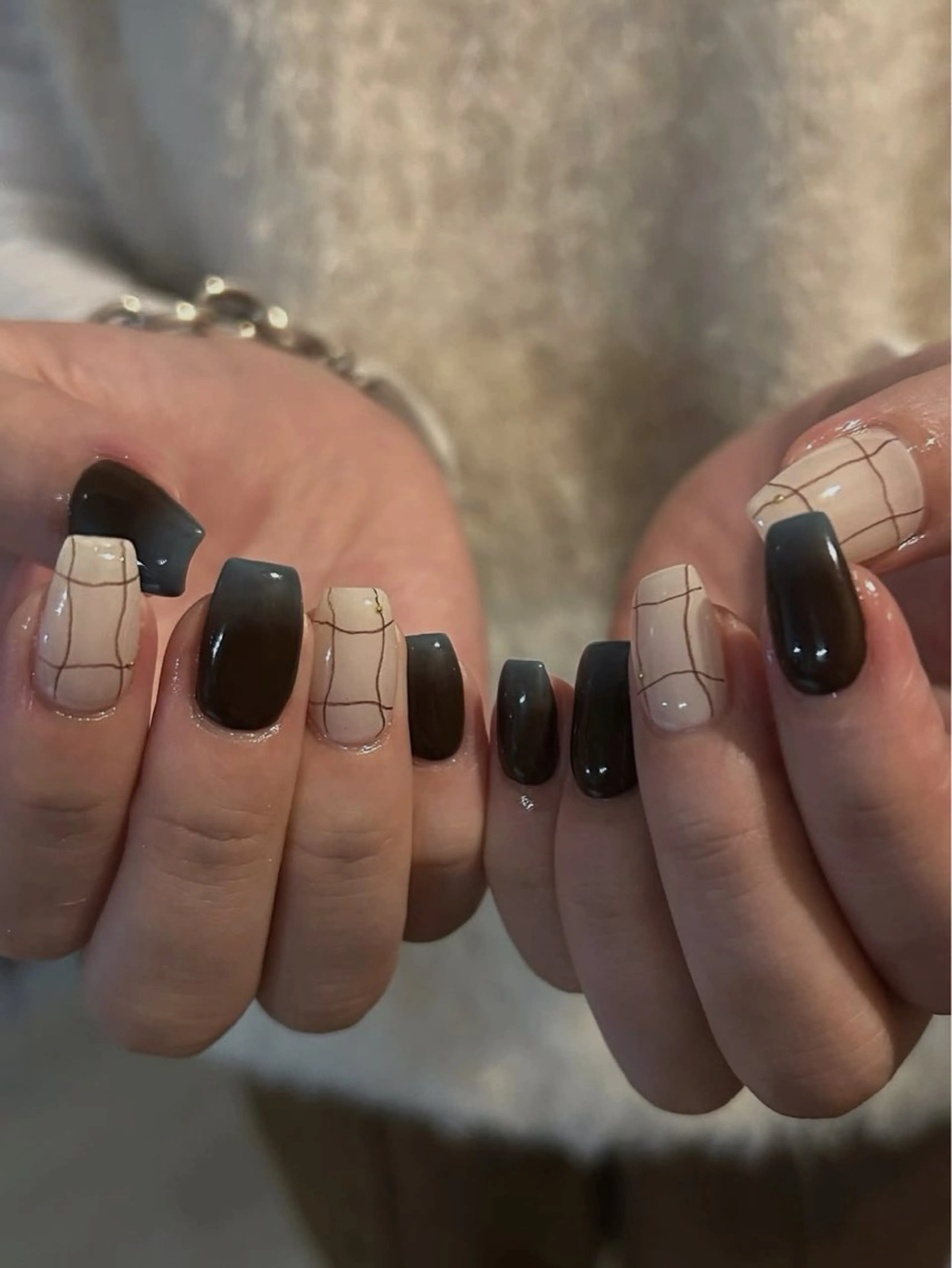 ネイル アートネイル 韓国ネイル ニュアンスネイル ぷっくりネイル talo .のネイルデザイン