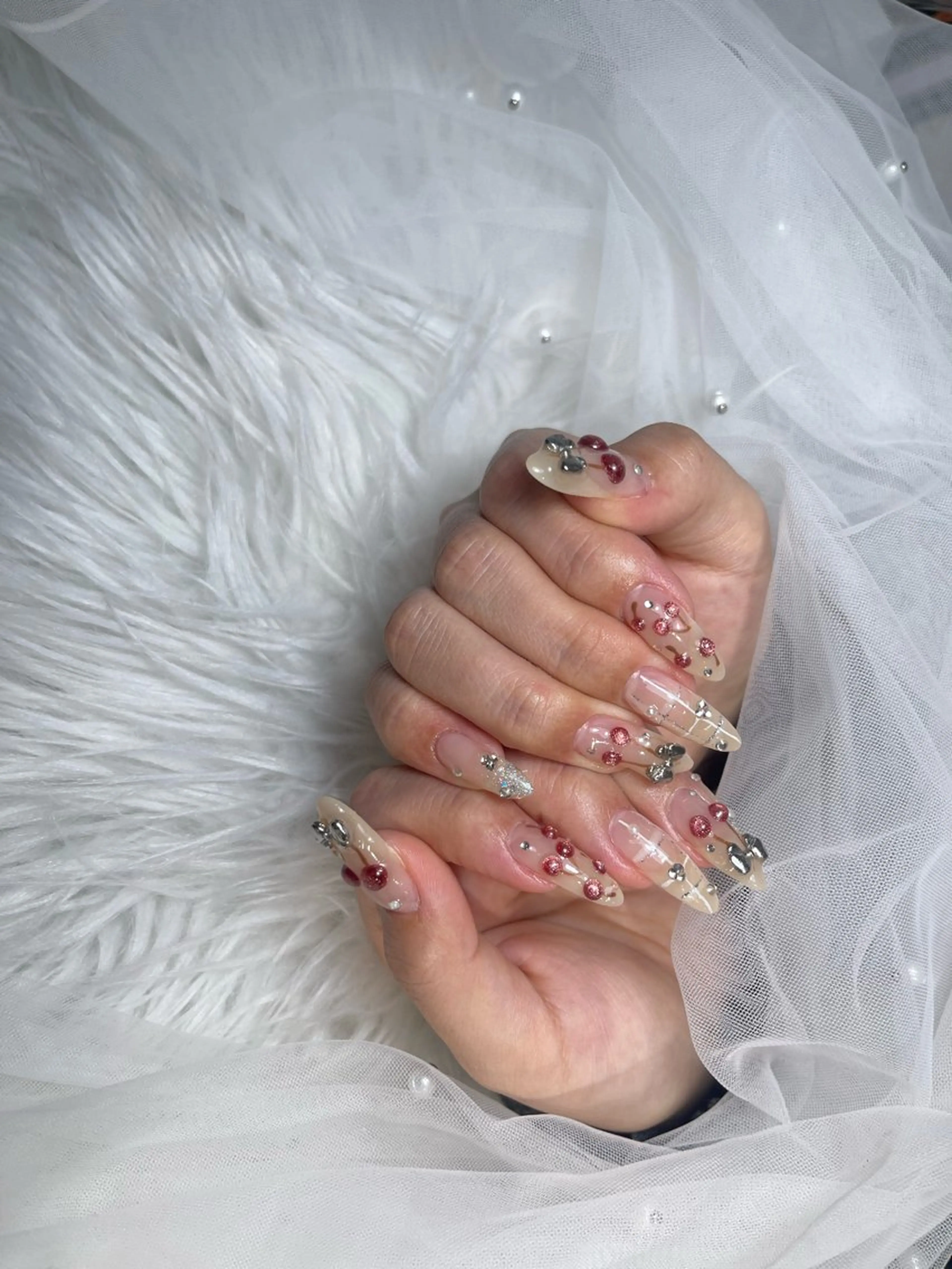 ネイル アートネイル 桜ネイル フレンチネイル ガラスフレンチ グラデーション ハンドネイル 🌸Soluna 🌸のネイルデザイン