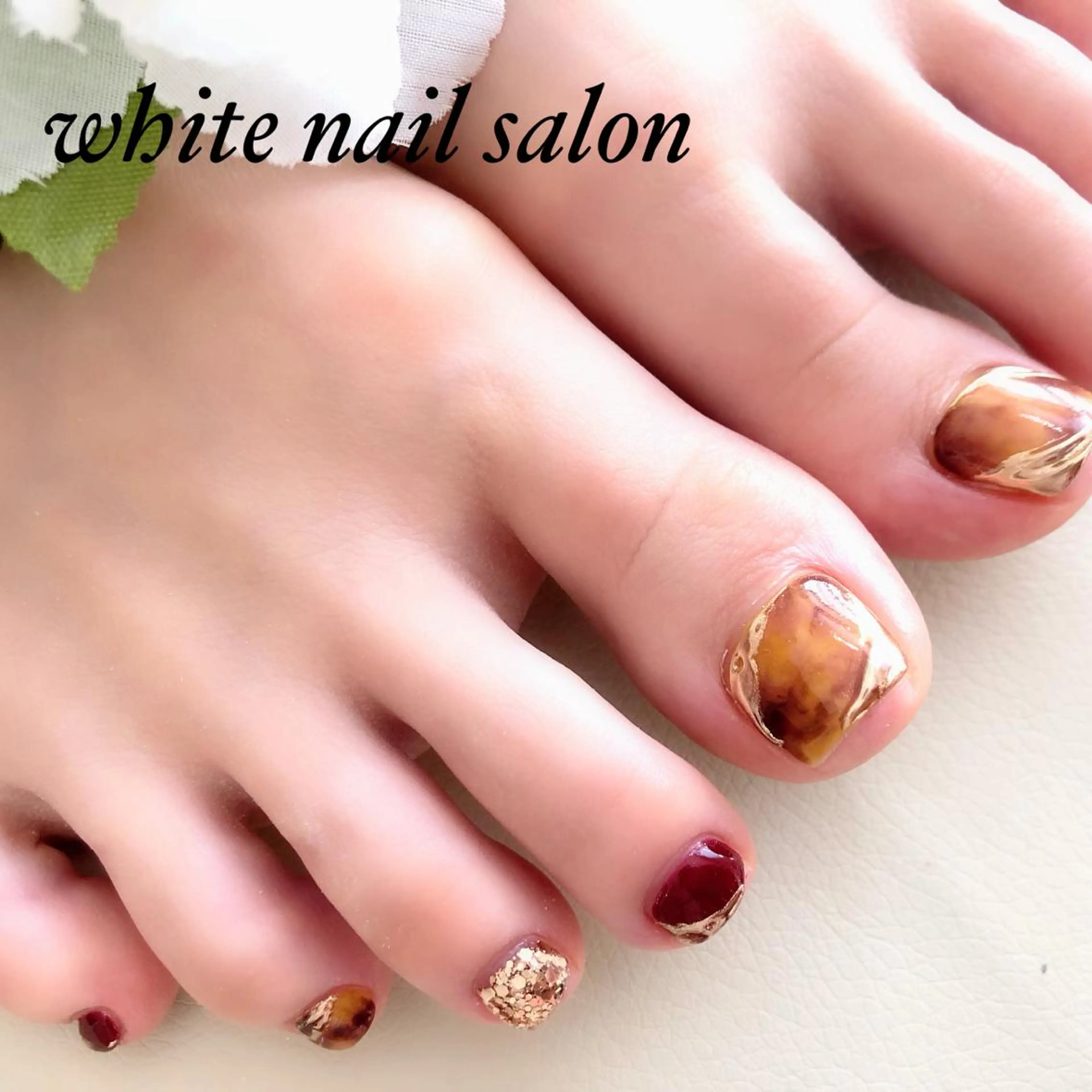 ネイル ジェルネイル ハードジェル 持ち込み ソフトジェル ハンドネイル white nail salonのネイルデザイン
