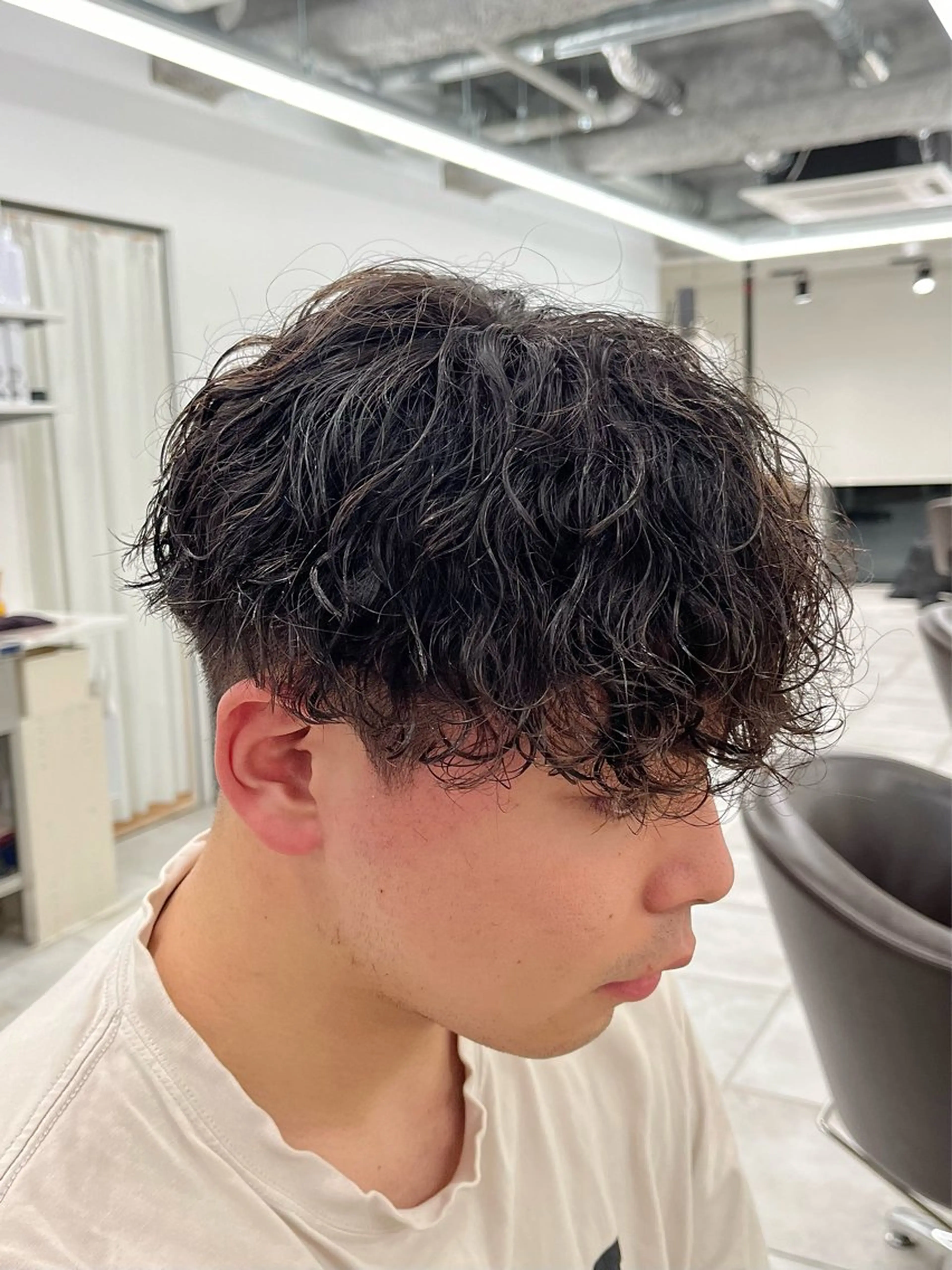 ミディアム パーマ メンズ 🏆メンズヘア特化 🥇代表りんぺーのヘアスタイル