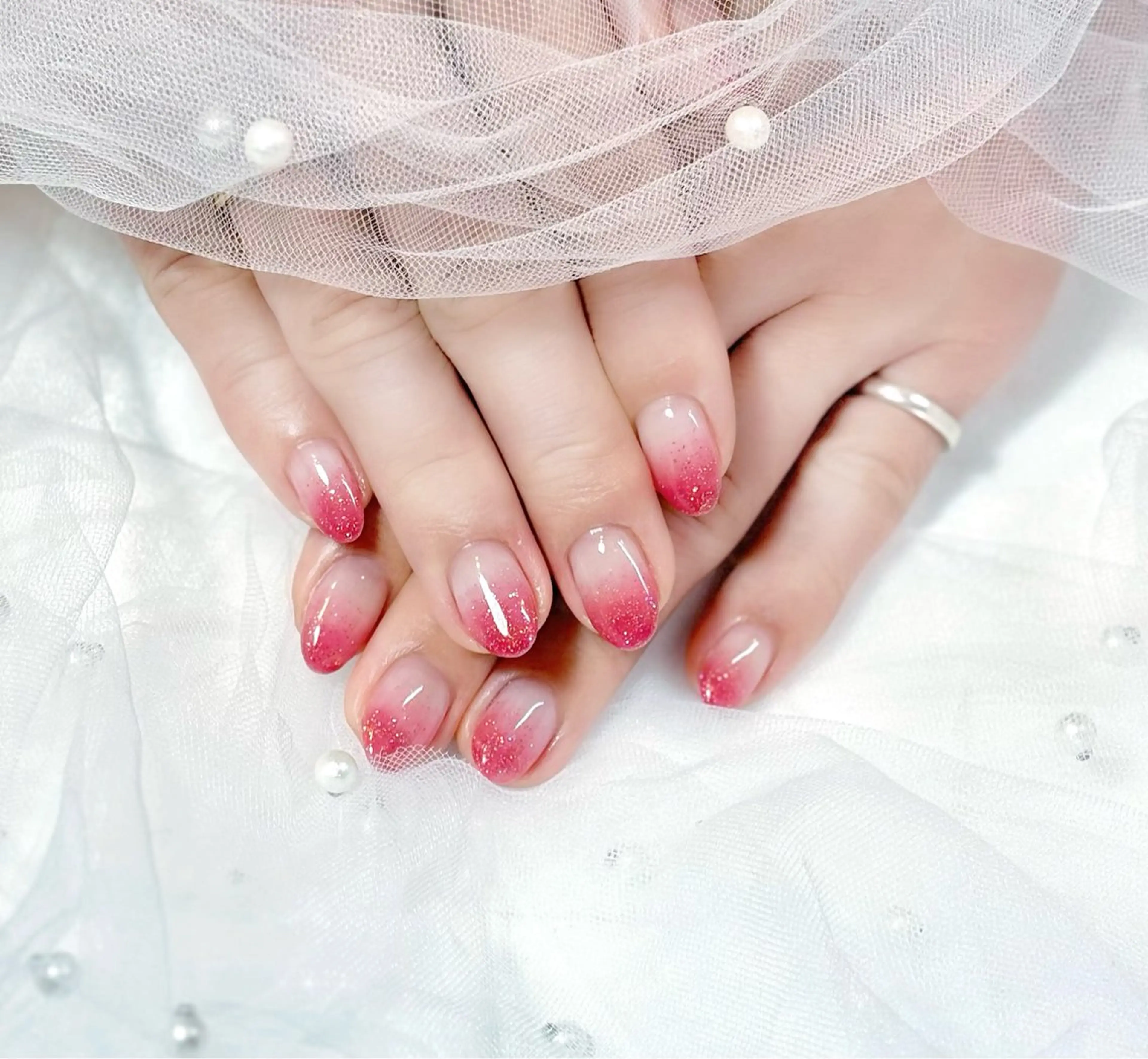 ネイル グラデーション 韓国ネイル ラメ(グリッター) ラメグラデーション ワンカラーネイル Chat　noir所属・【chatnoir】 MIYUのネイルデザイン