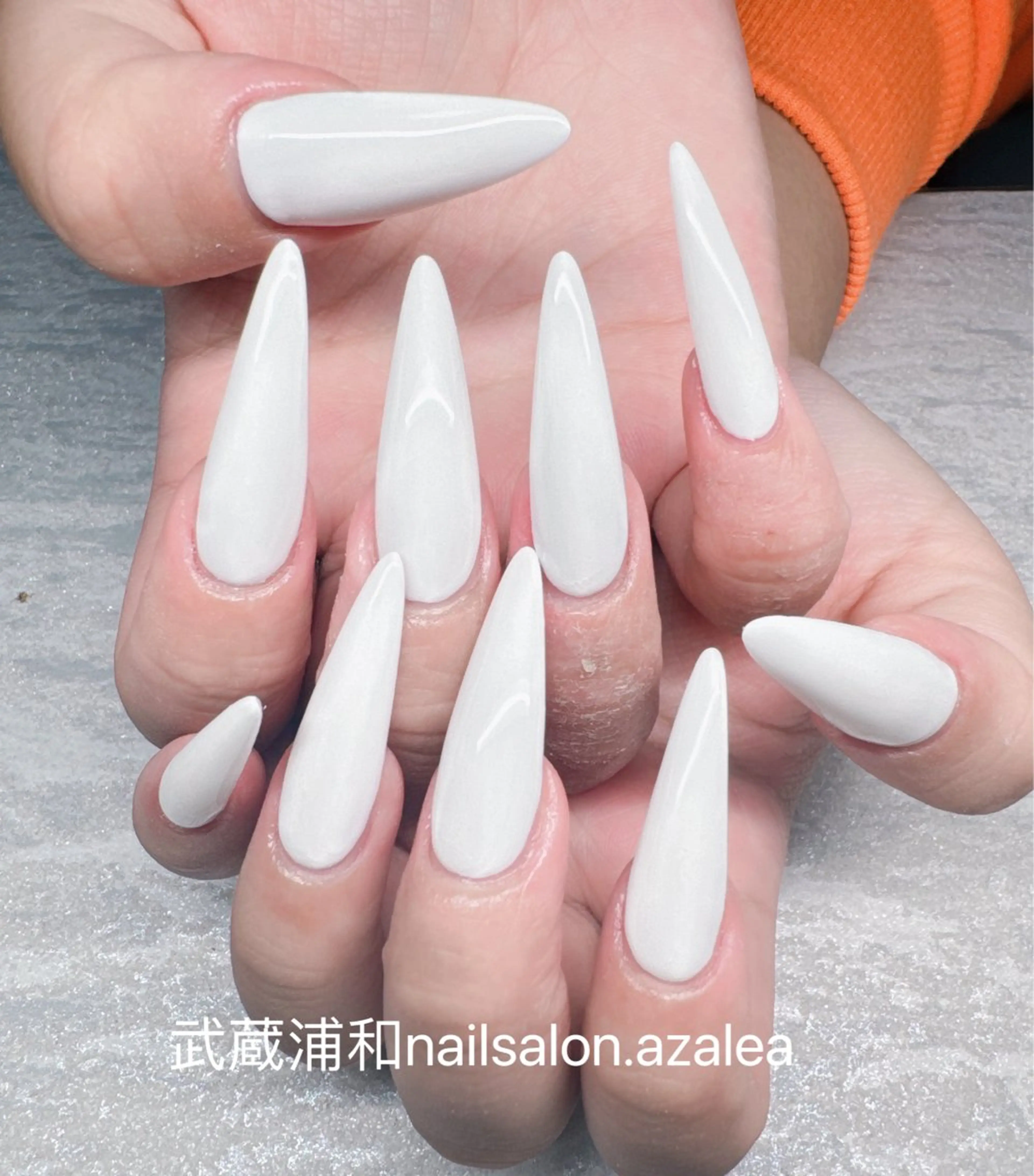 ネイル ハンドネイル R inのネイルデザイン