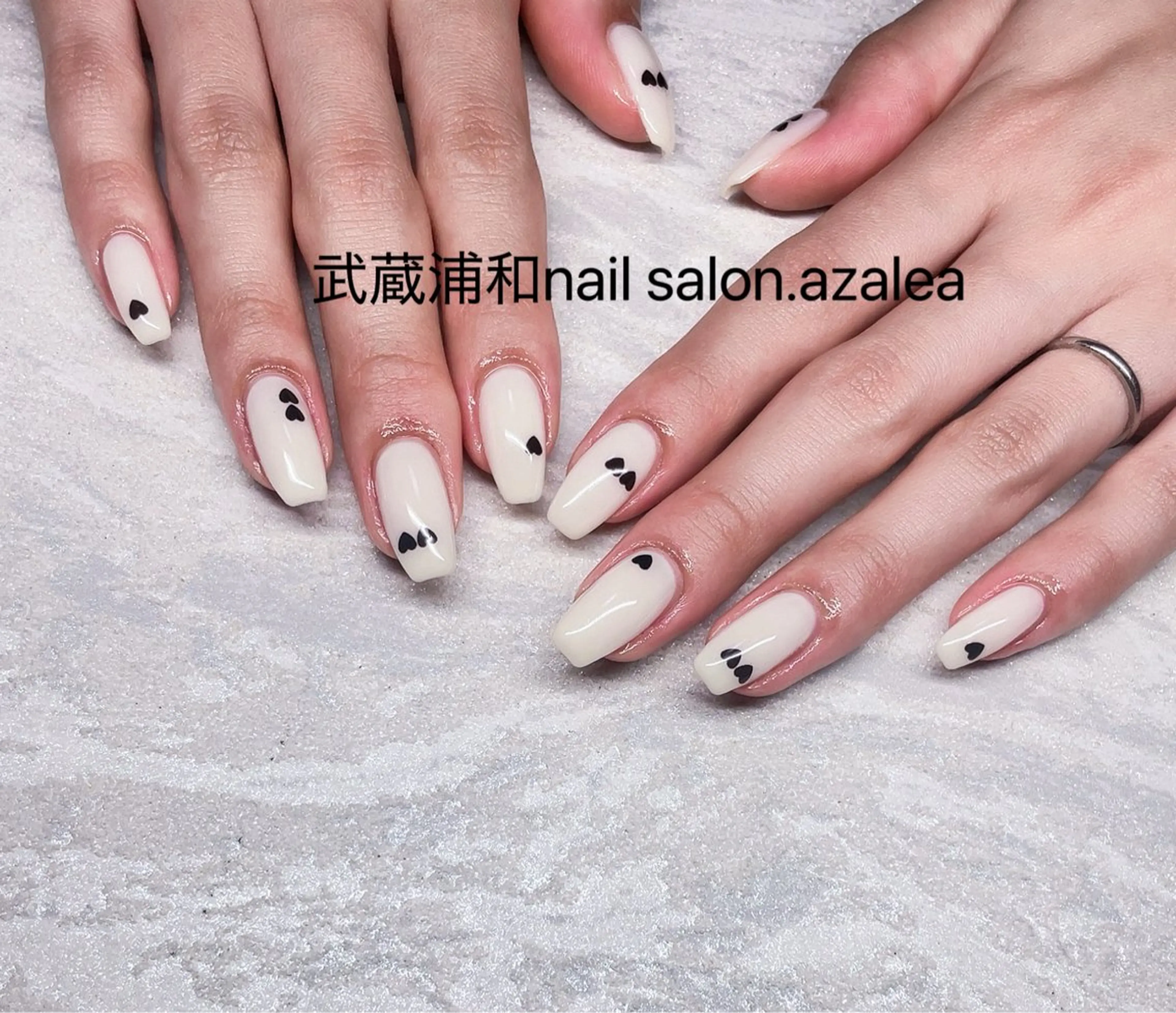 ネイル ハンドネイル R inのネイルデザイン