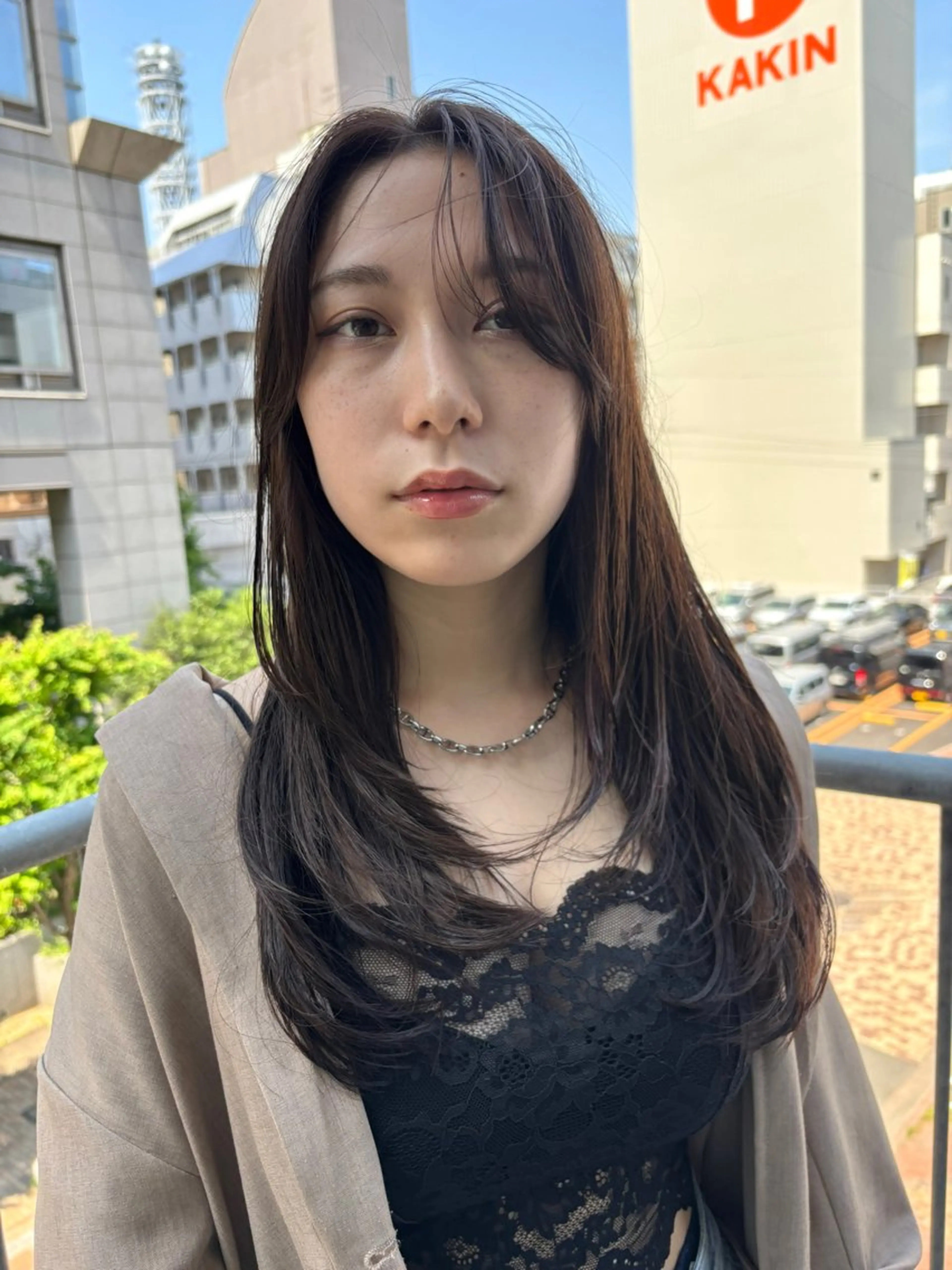 ロング カラー ベージュカラー 透明感カラー オリーブベージュ カット ヘアカラー ゆい/パーマ/レイヤ ー/似合わせカラーのヘアスタイル