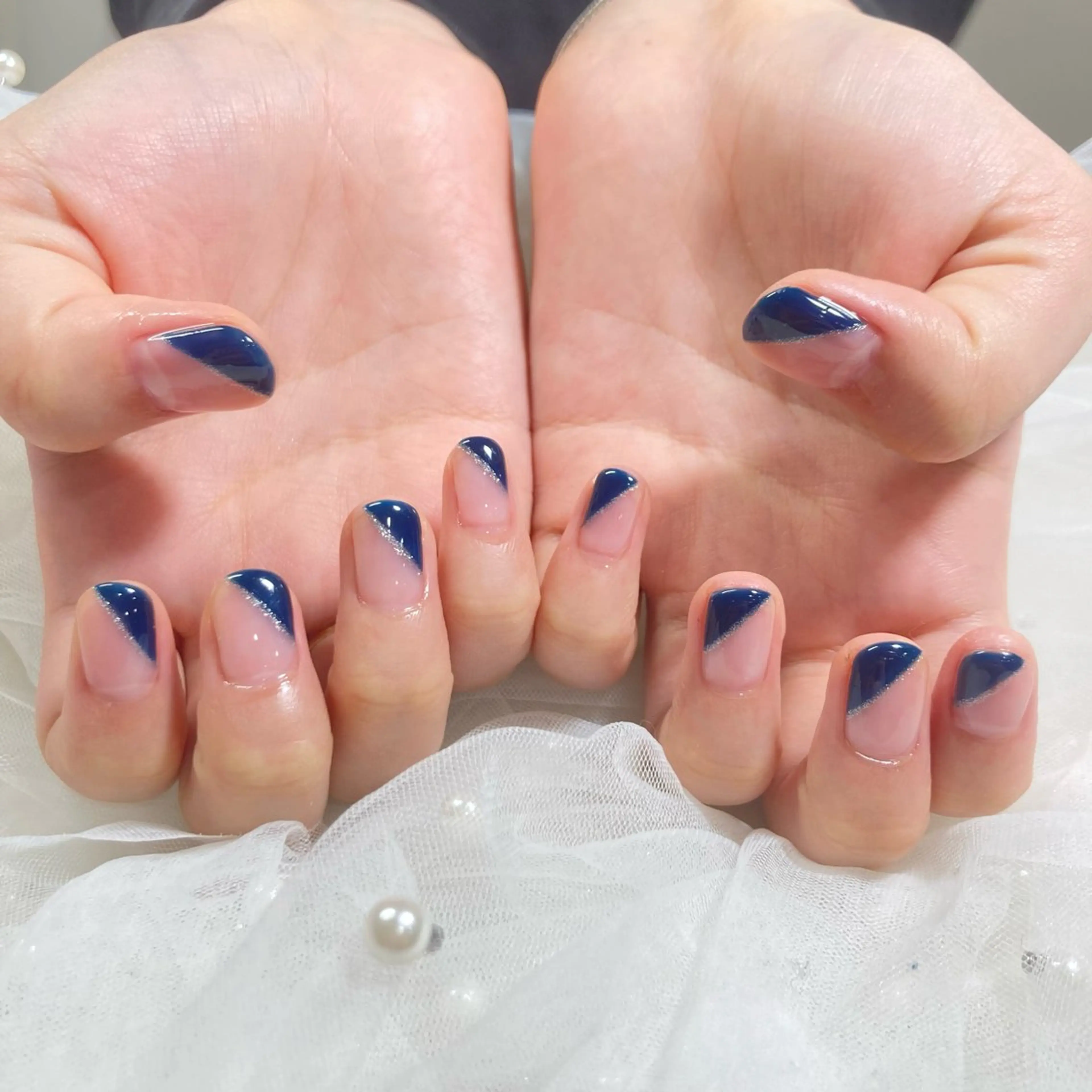 ネイル フレンチネイル ハンドネイル 🦋Hina🦋 12月予約受付中✨のネイルデザイン