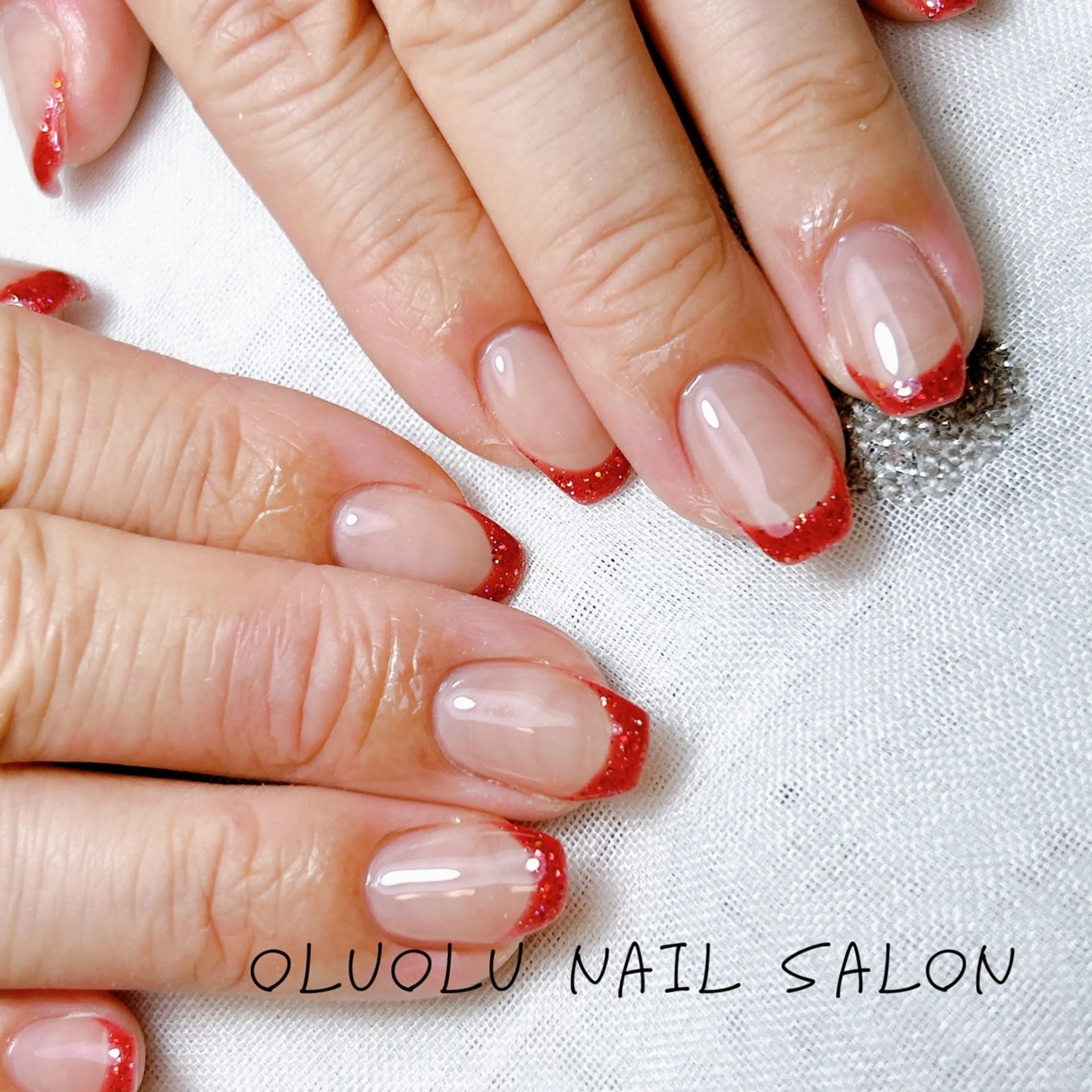 ネイル フレンチネイル 赤色 oluolu nailsalonのネイルデザイン