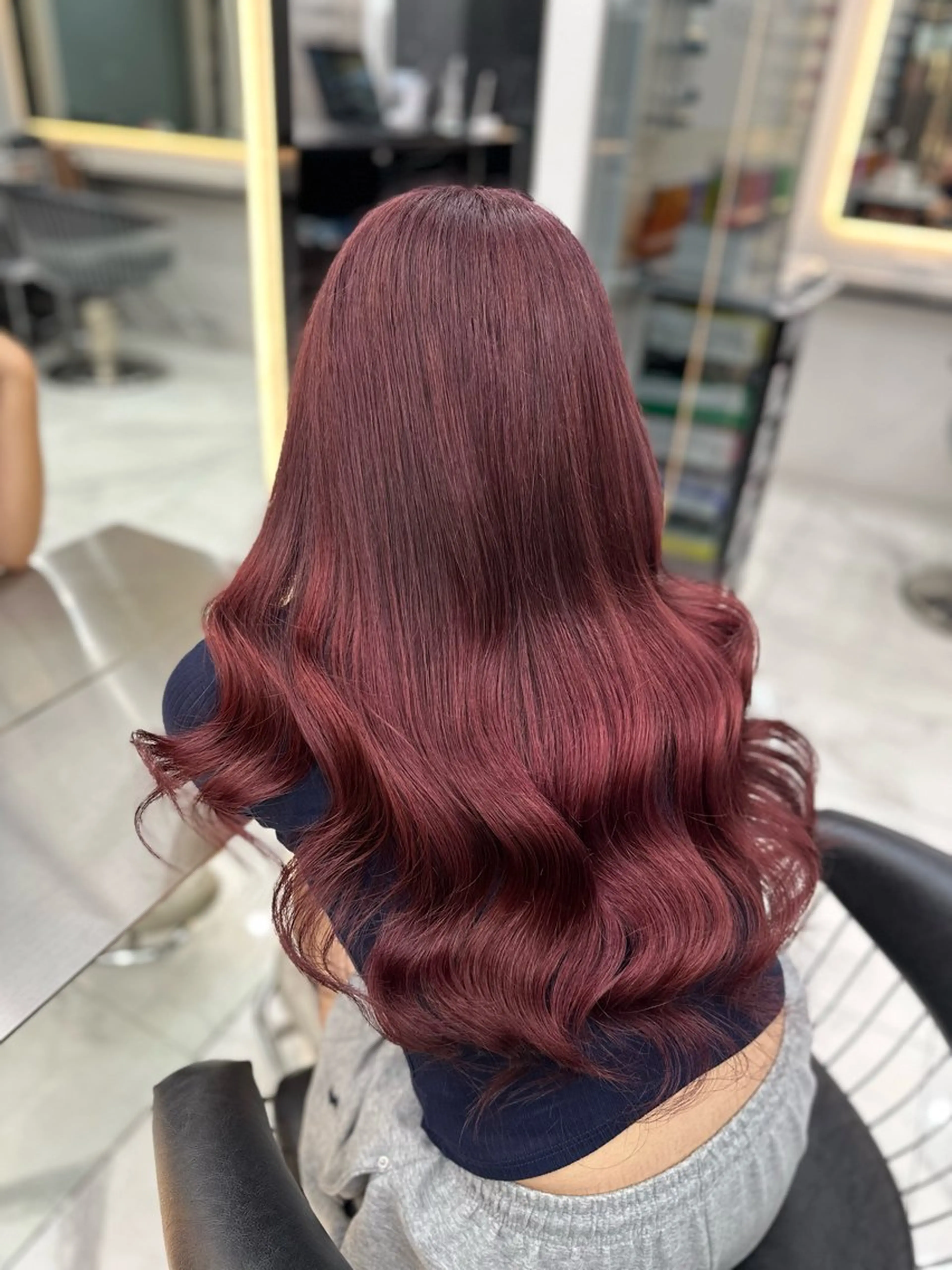 全頭ブリーチ＋カラー+トリートメントの写真