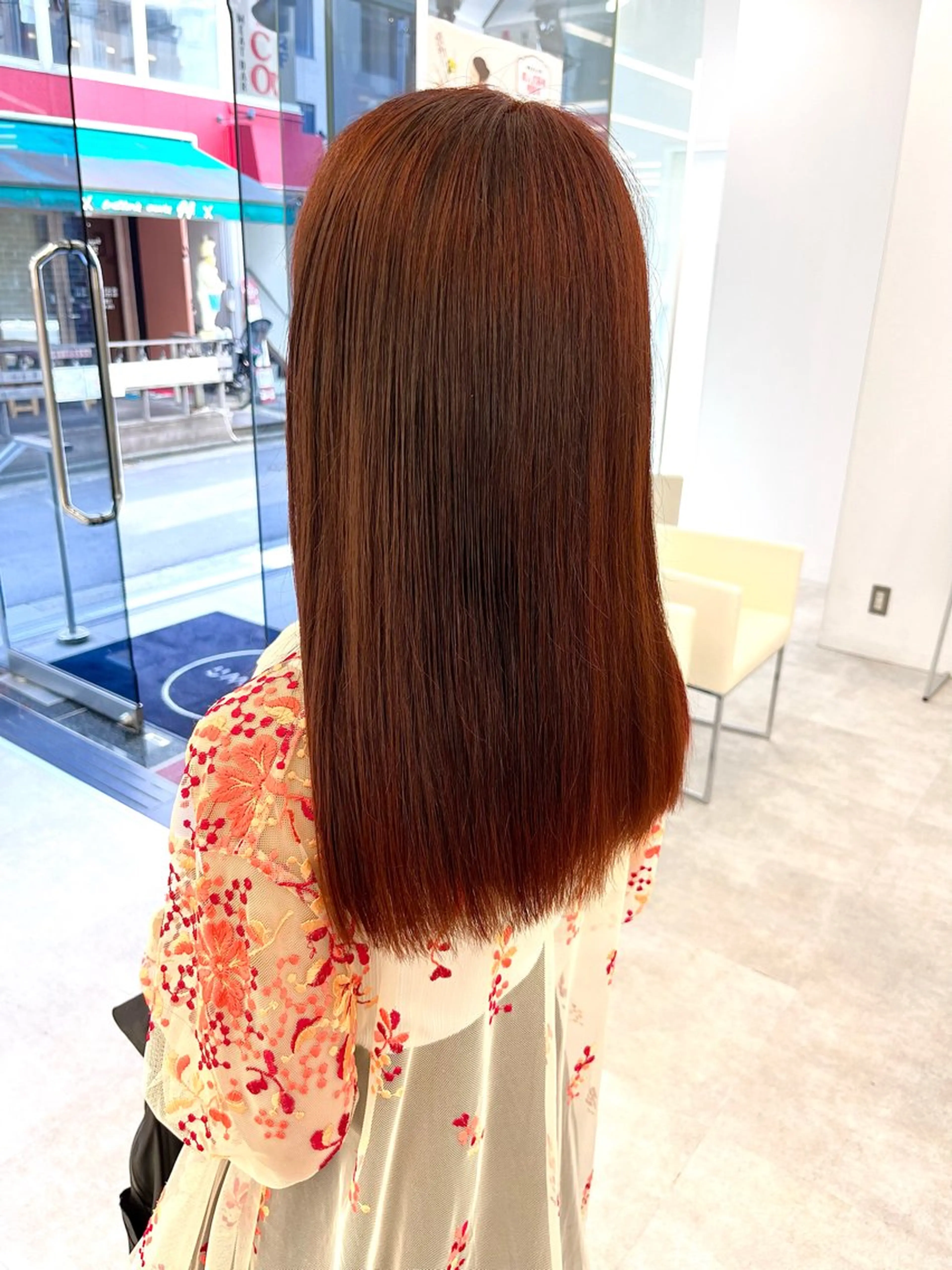 セミロング カラー レイヤーカット×艶髪 /Ayanaのヘアスタイル