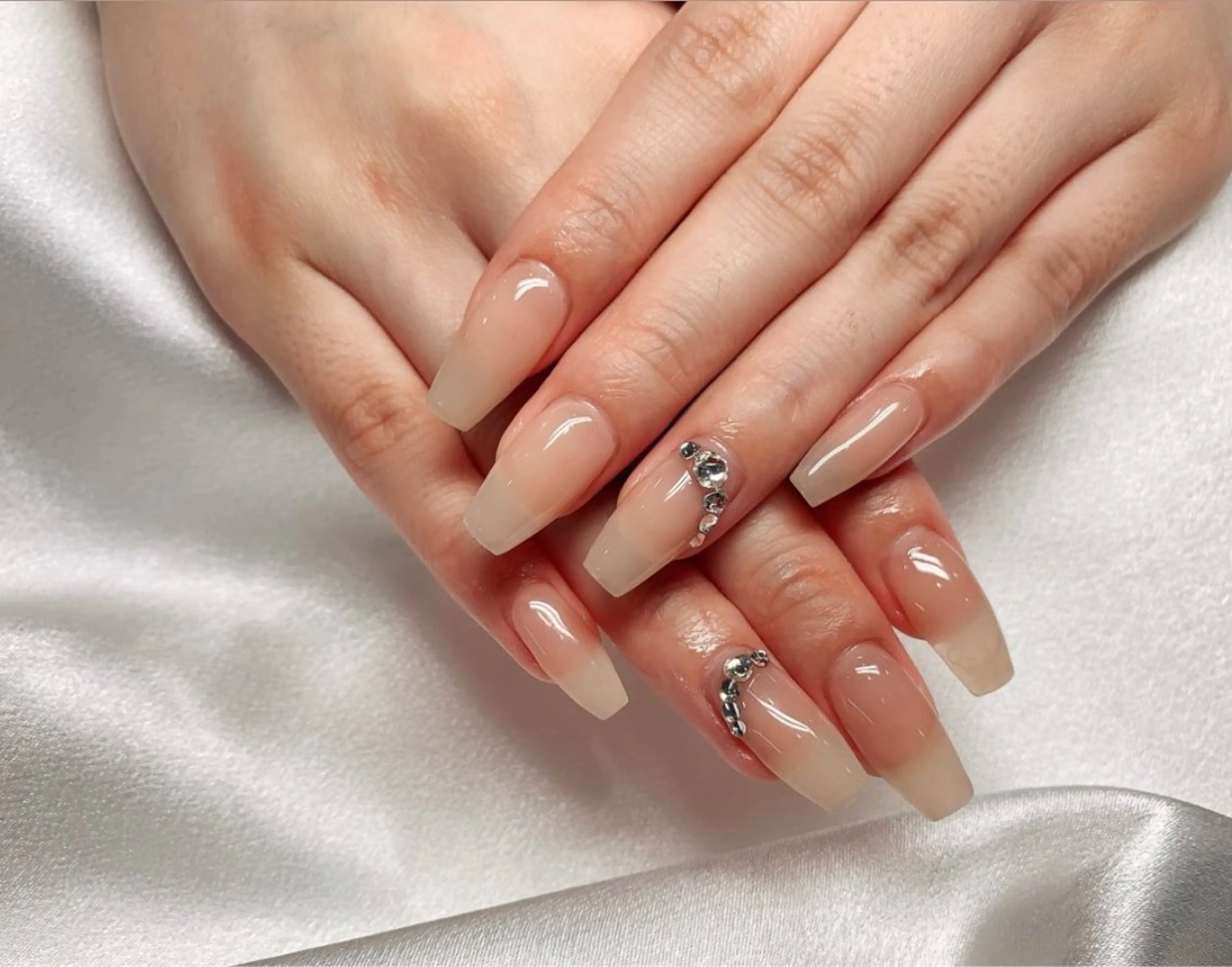 ネイル Ui_Amor (パラジェル)のネイルデザイン