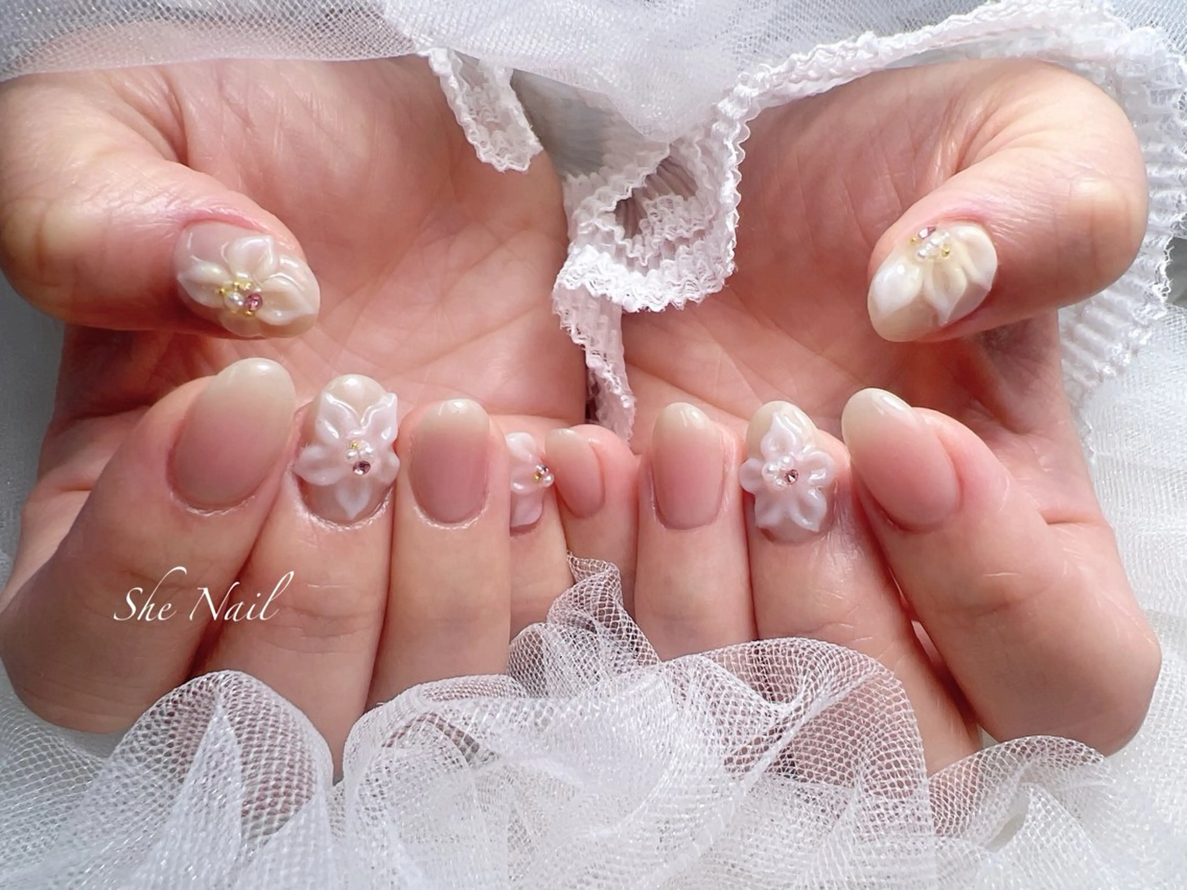 ネイル チークネイル フレンチネイル 春ネイル ワンホンネイル ハンドネイル She   Nail所属・ISA_ BELLAのネイルデザイン