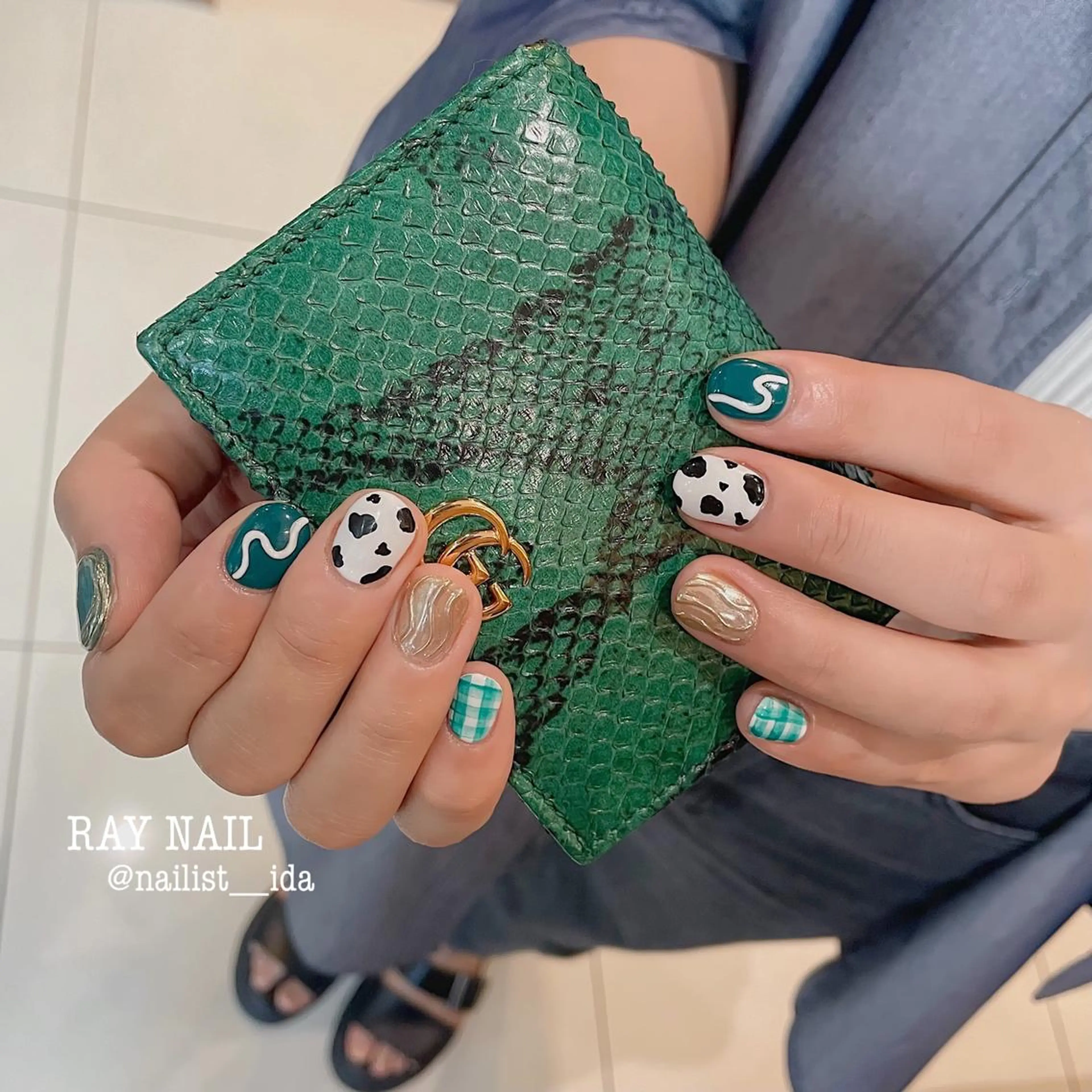 ネイル Arowa 伊田のネイルデザイン