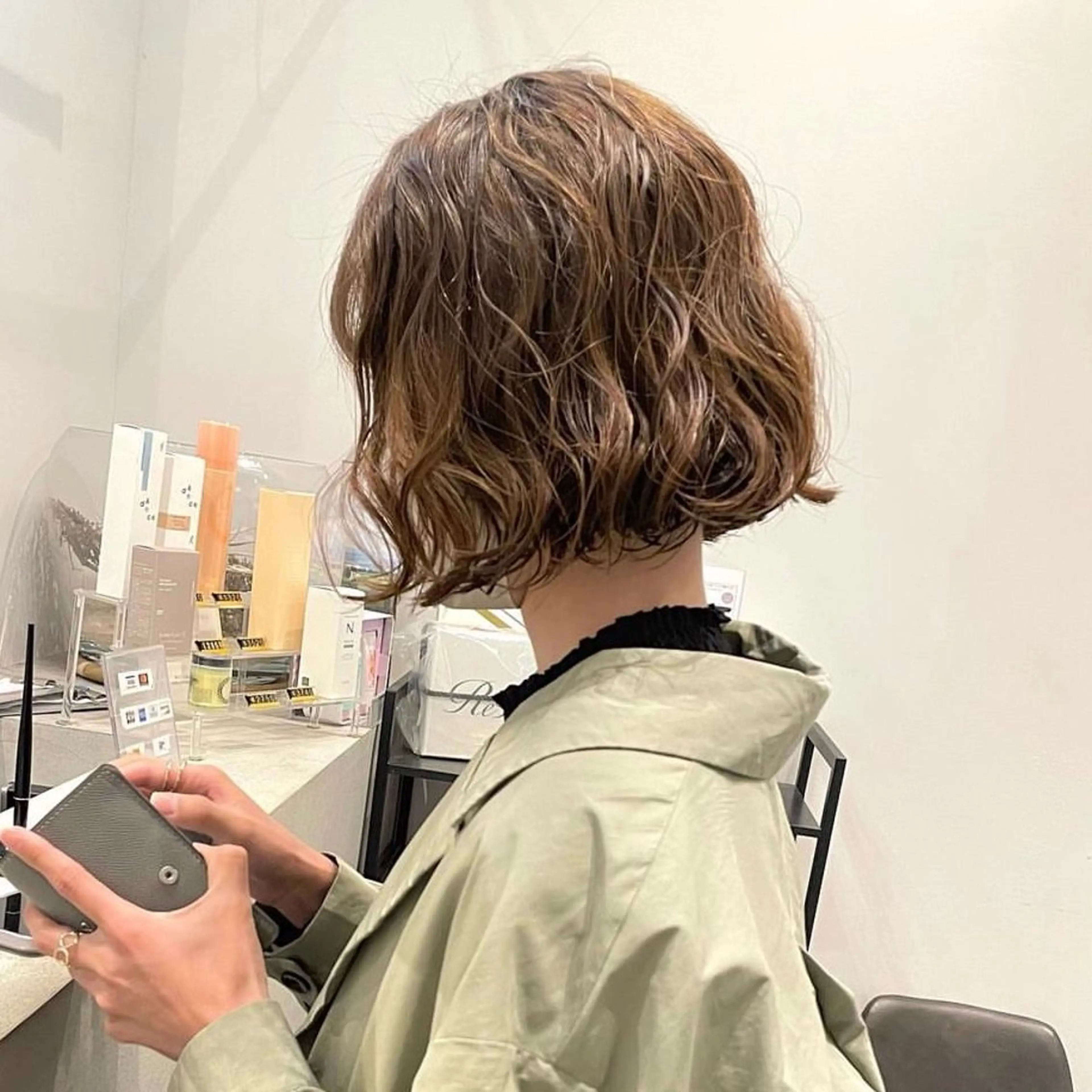 ショート 縮毛矯正、髪質改善 肘以上無料のヘアスタイル