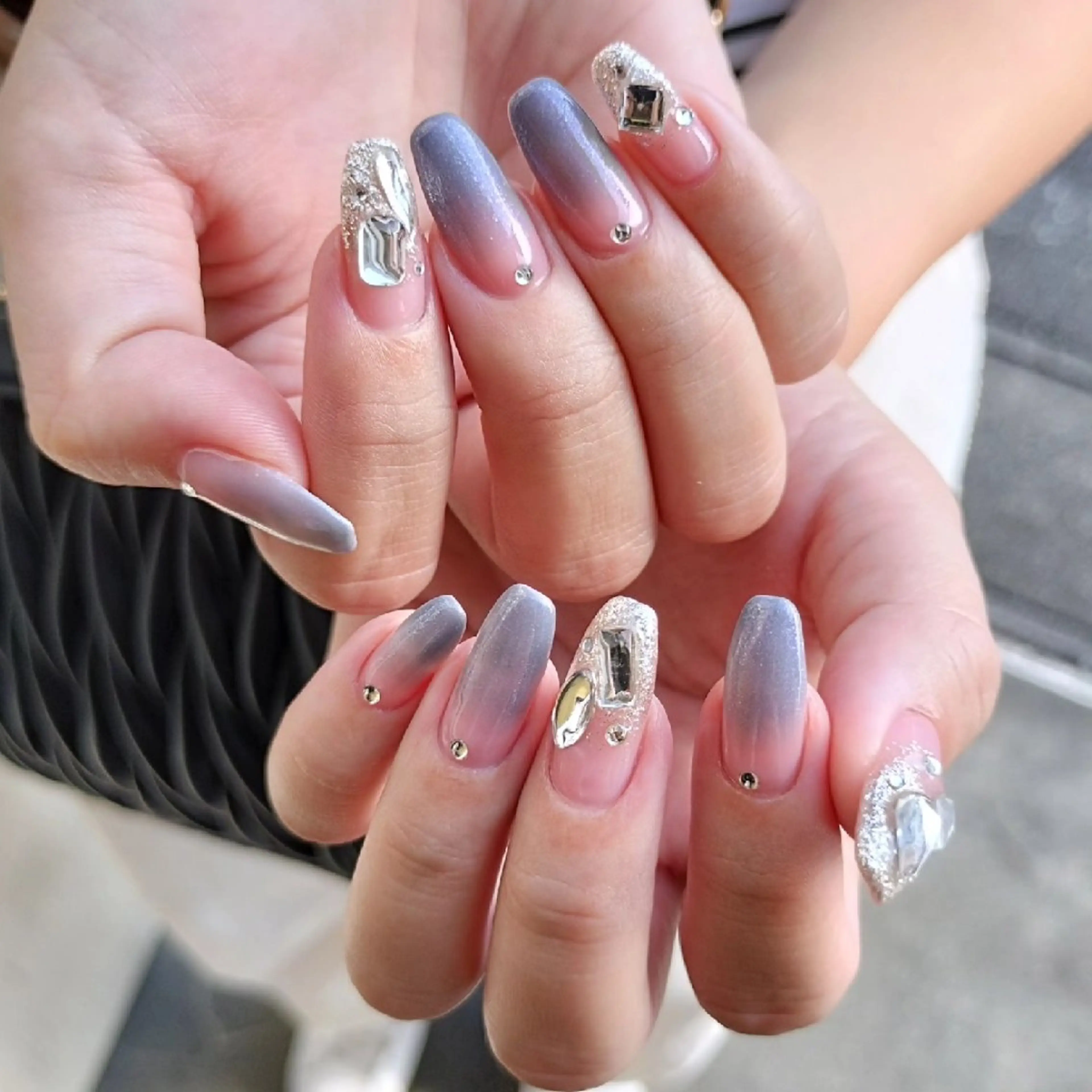 ネイル rokunana 佐野のネイルデザイン