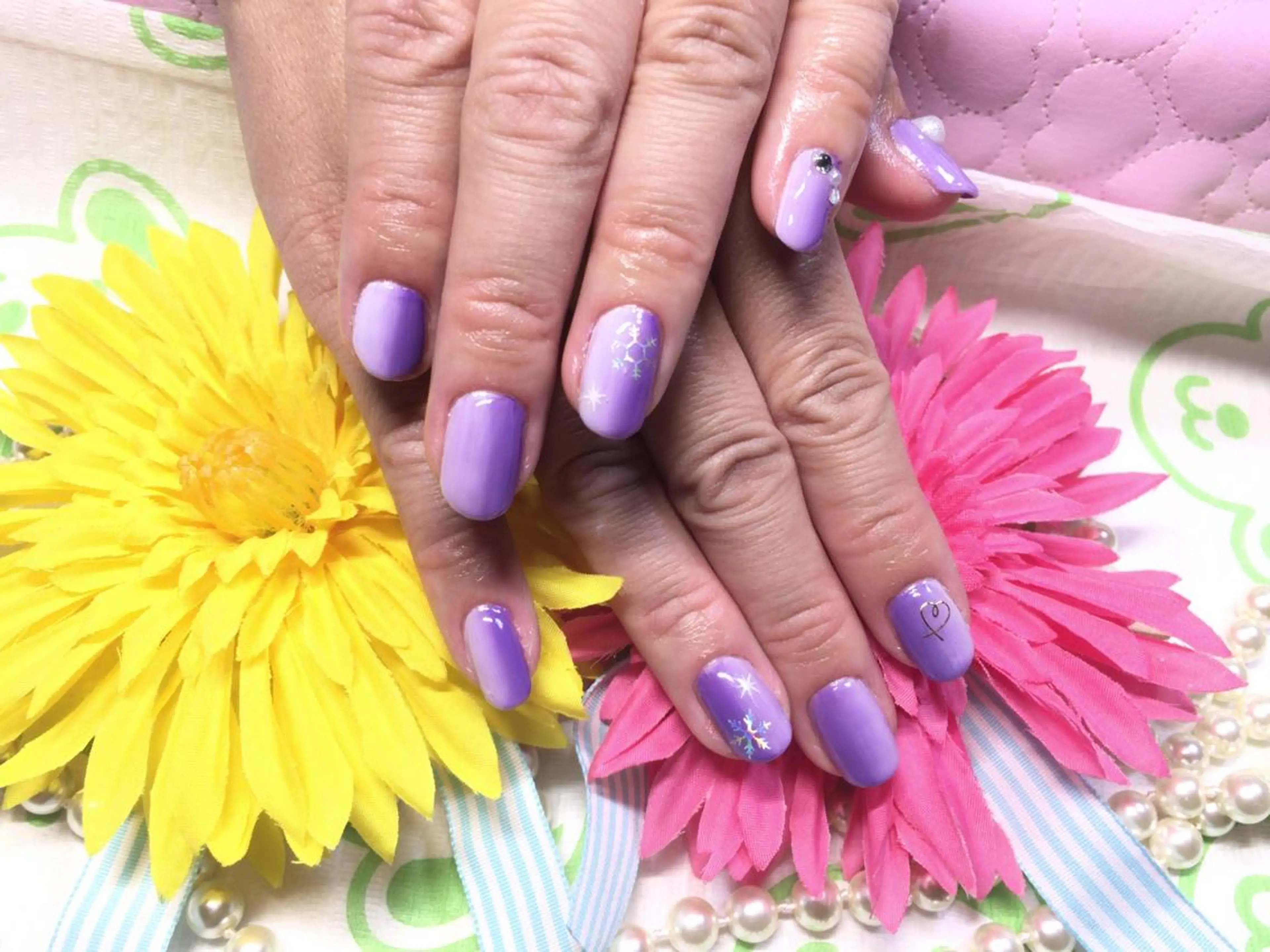 ネイル グラデーション ハンドネイル ハンドケア ネイルサロン HARRYS所属・ネイル･脱毛サロン HARRYSのエステ・リラクイメージ