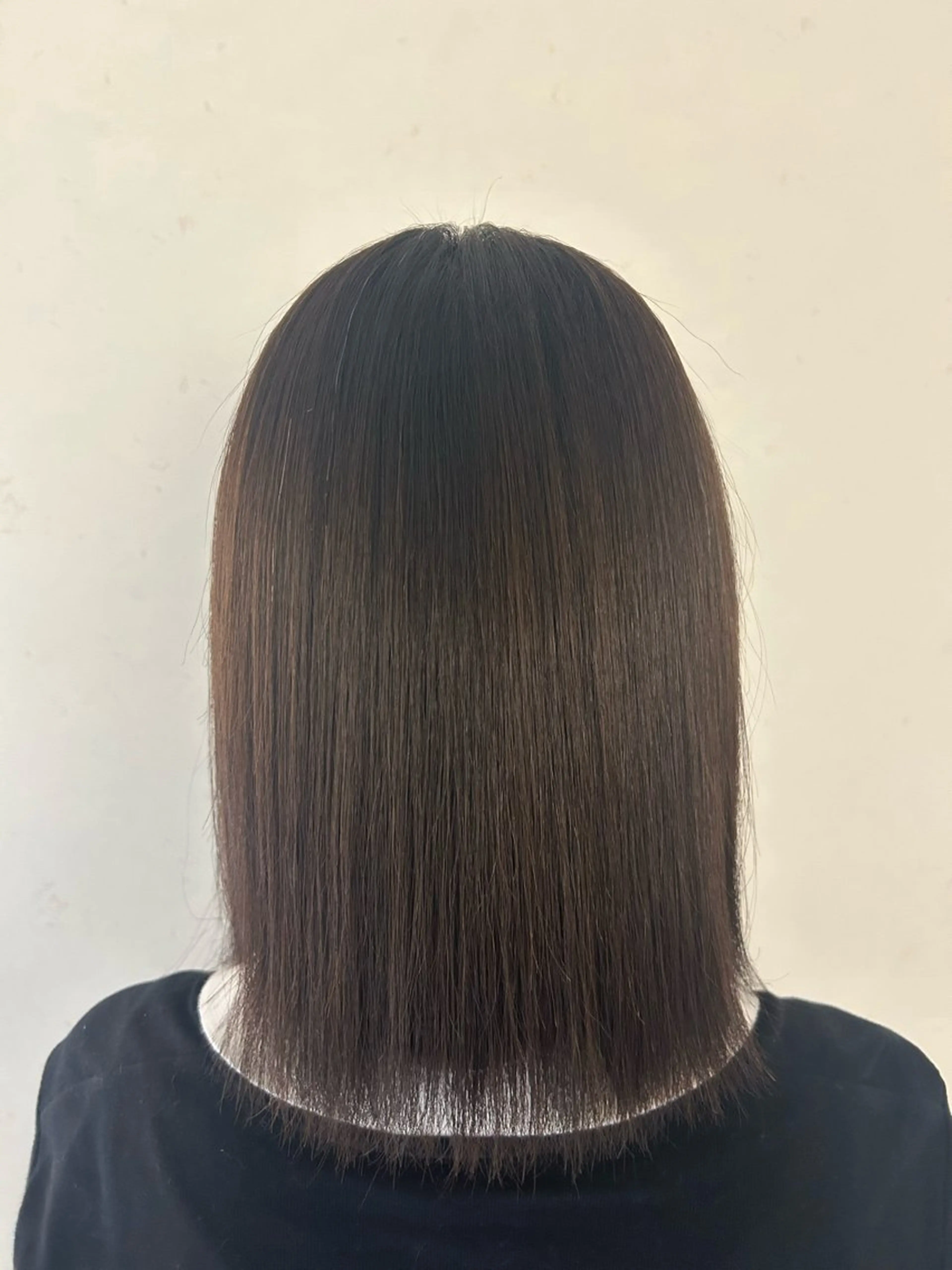 ミディアム 堀 日次のヘアスタイル