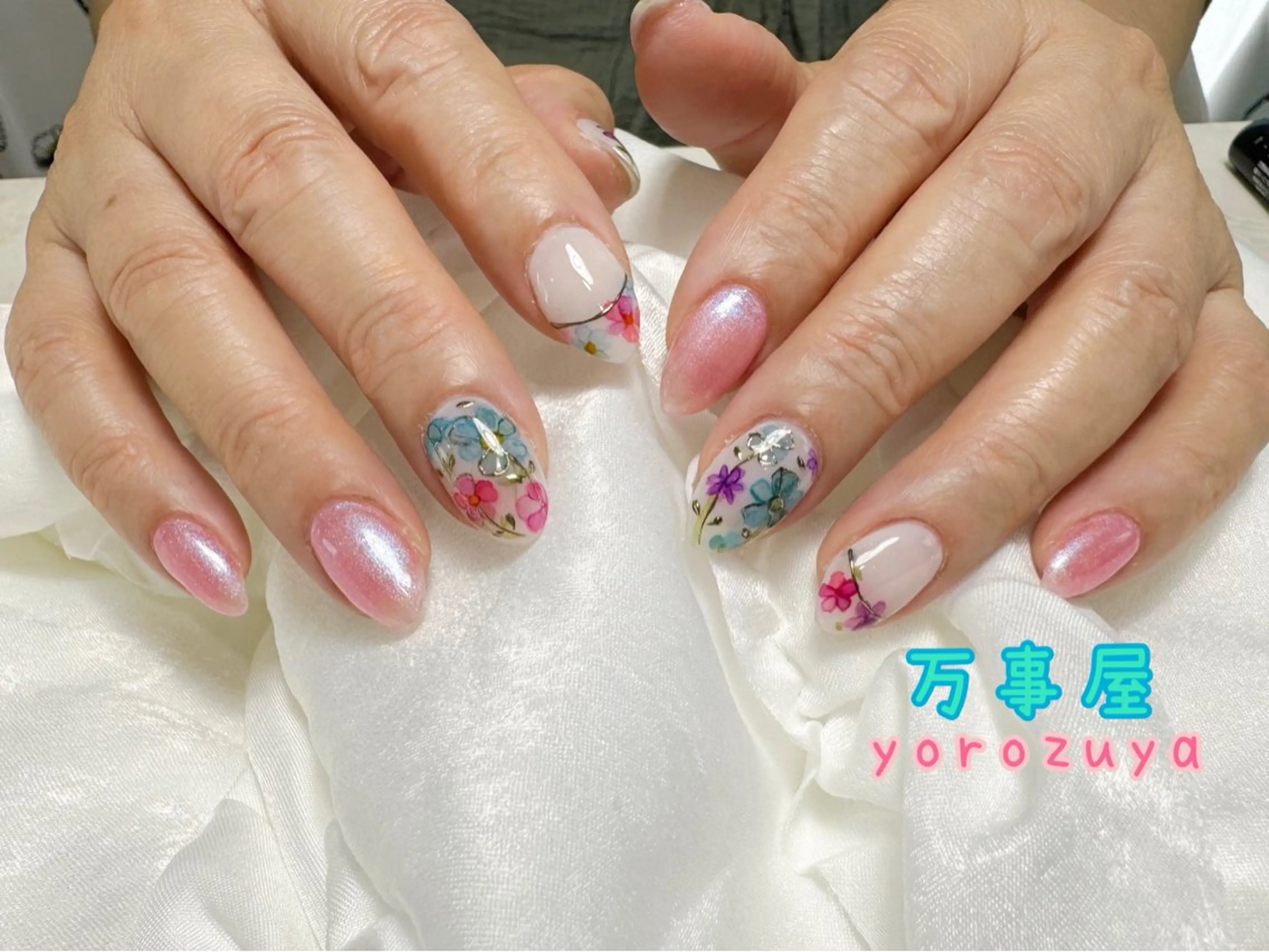 👑定額ネイル【中】👑アート両手で3​〜​5本💅の写真