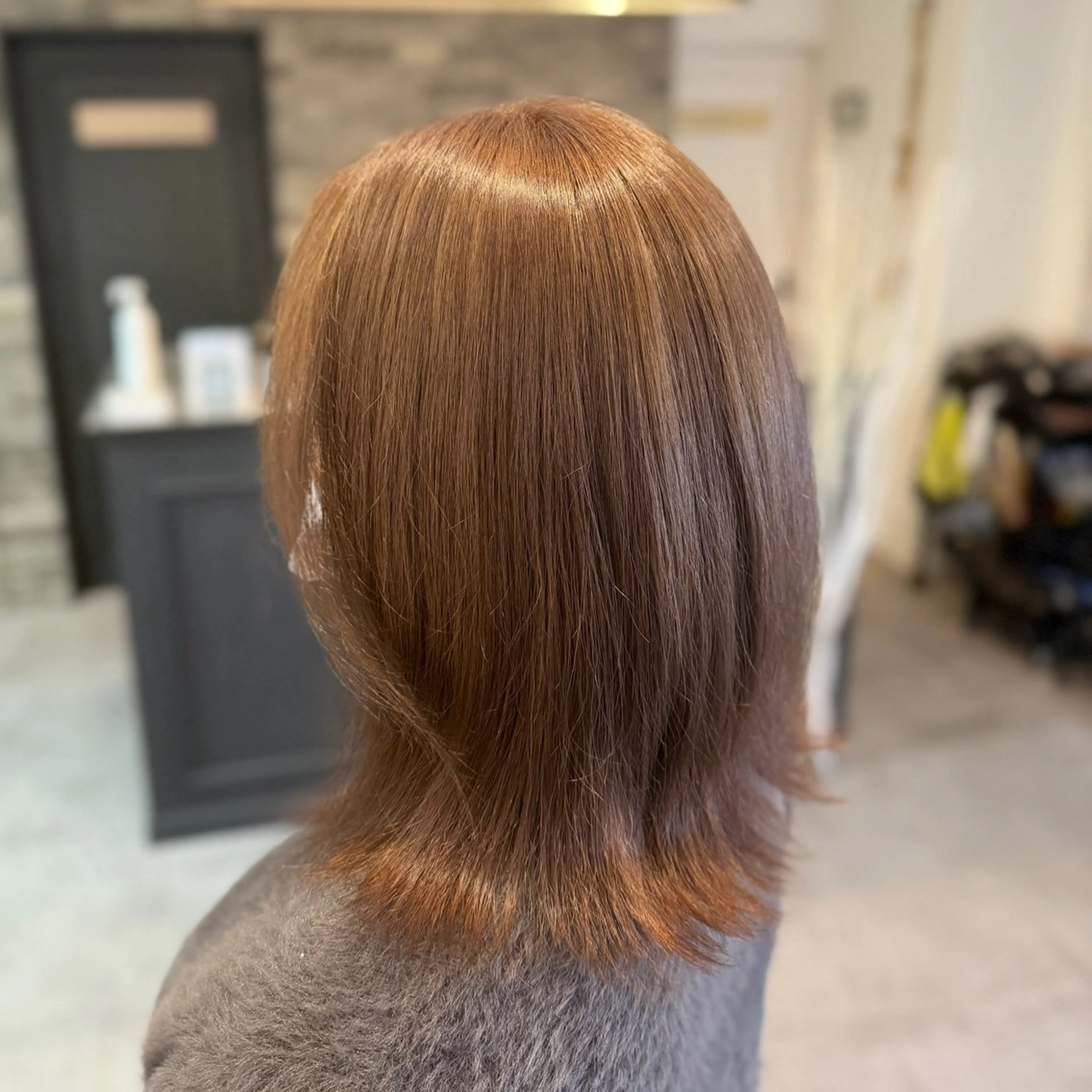 セミロング カラー ベージュカラー ブリーチ ミルクティーベージュ ヘアカラー Dia ‎ アキヨシ ミユのヘアスタイル