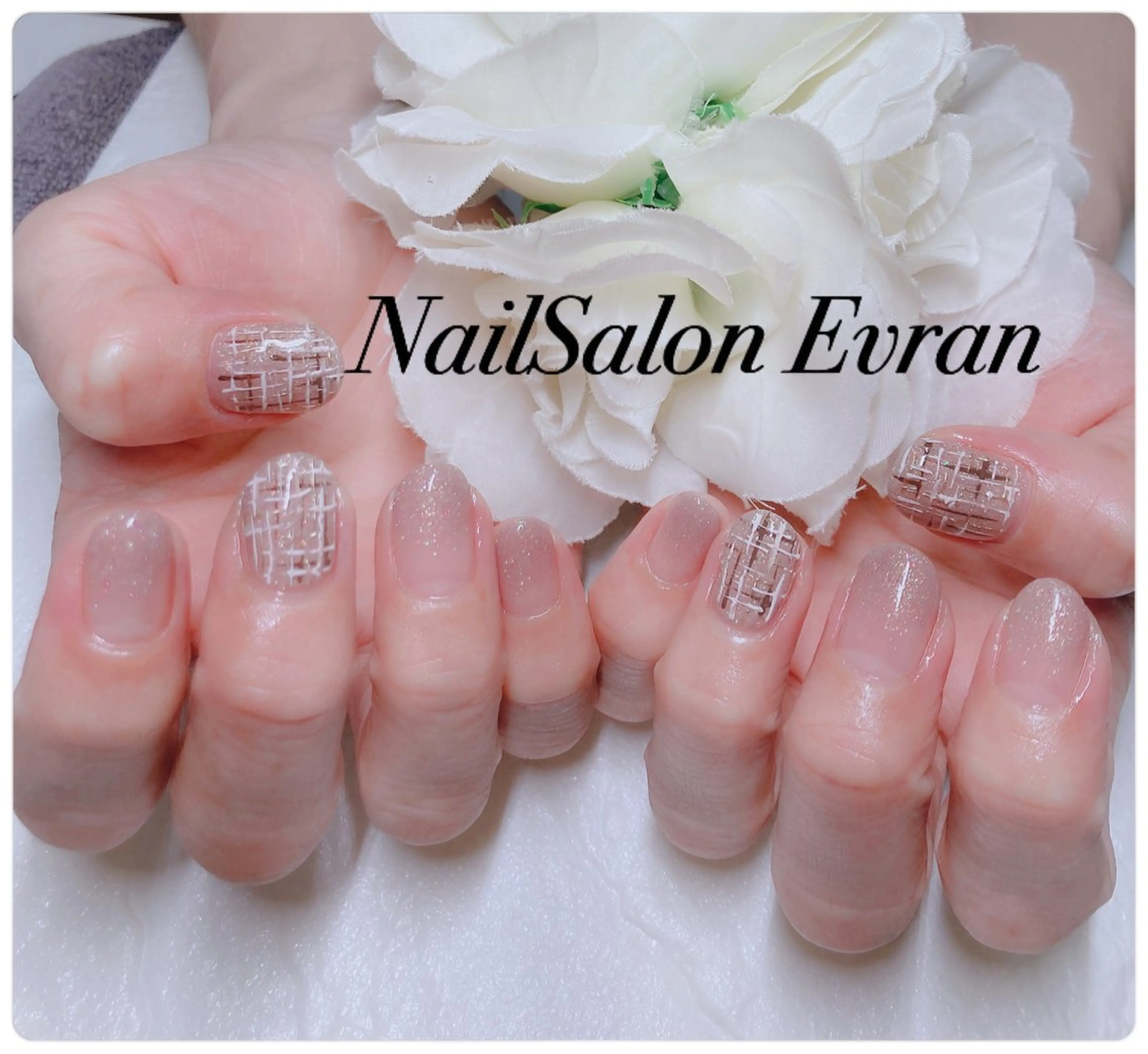 ネイル アートネイル フレンチネイル マグネットネイル 持ち込み ニュアンスネイル ハンドネイル Nail salon Evranのネイルデザイン