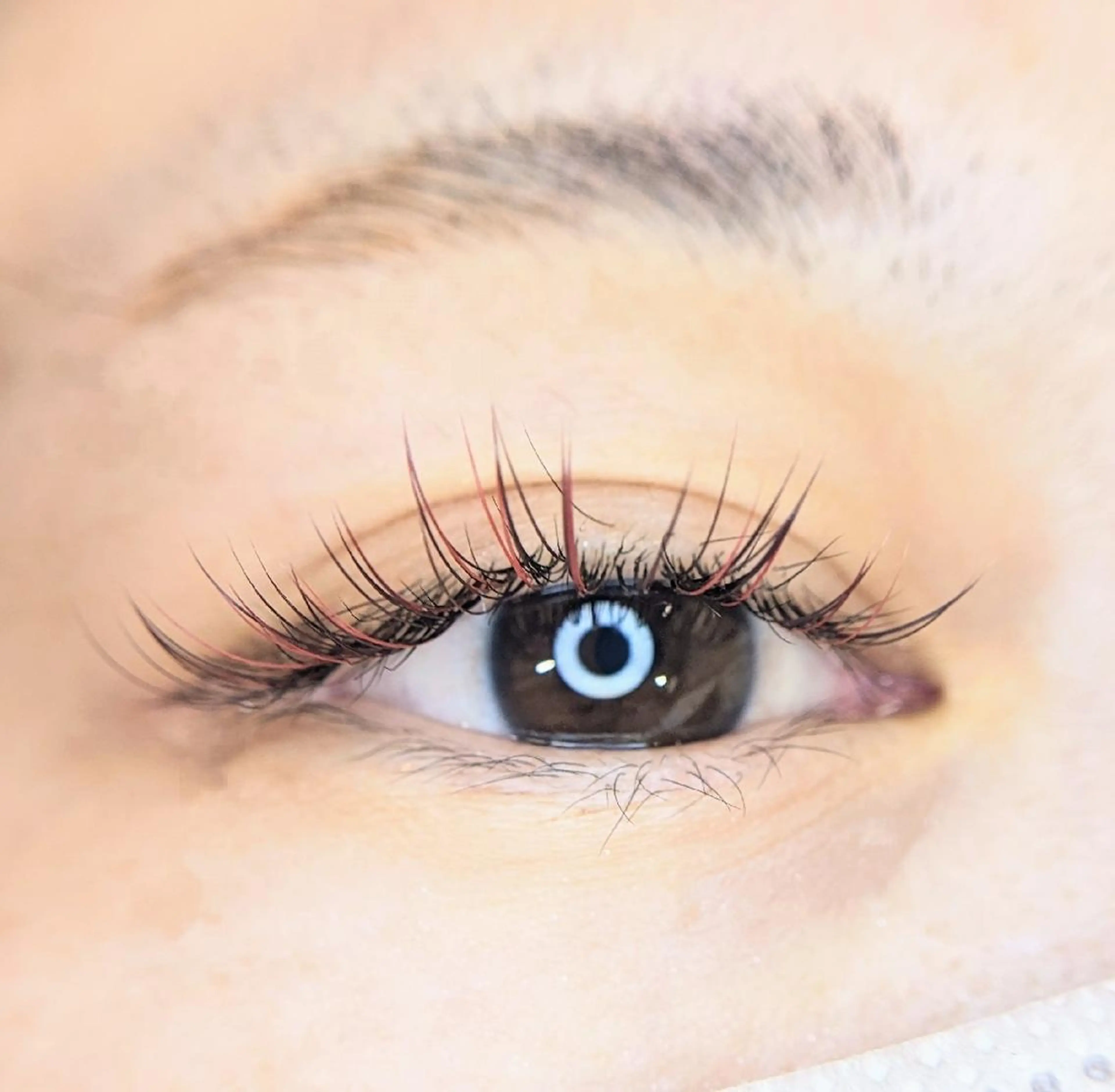 マツエク・マツパ Cカール カラーマツエク Loy所属・Loy　原田千春  のヘアスタイル