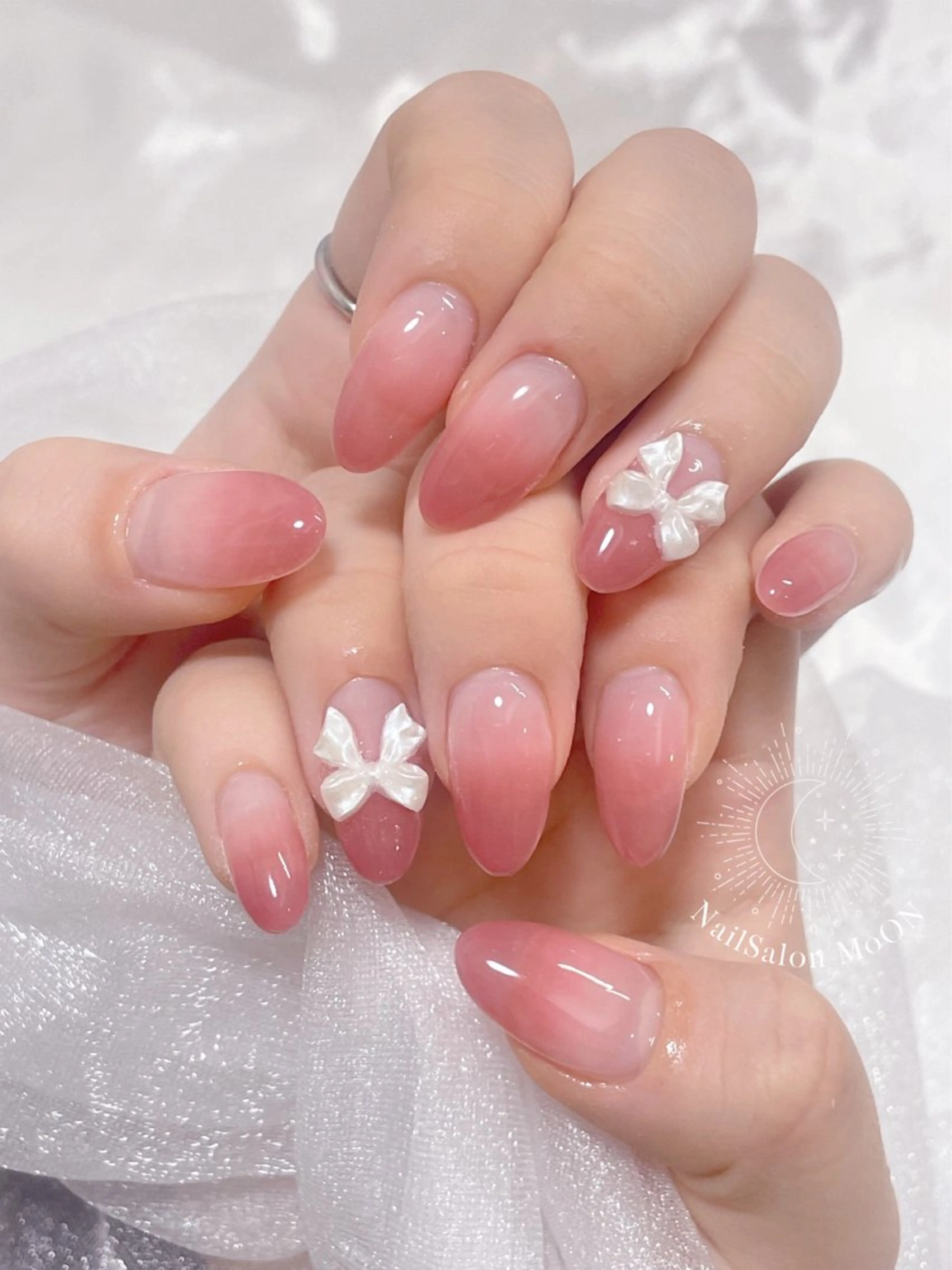 ハンドネイル ハンドケア MoON...❤︎ MeGuのネイルデザイン