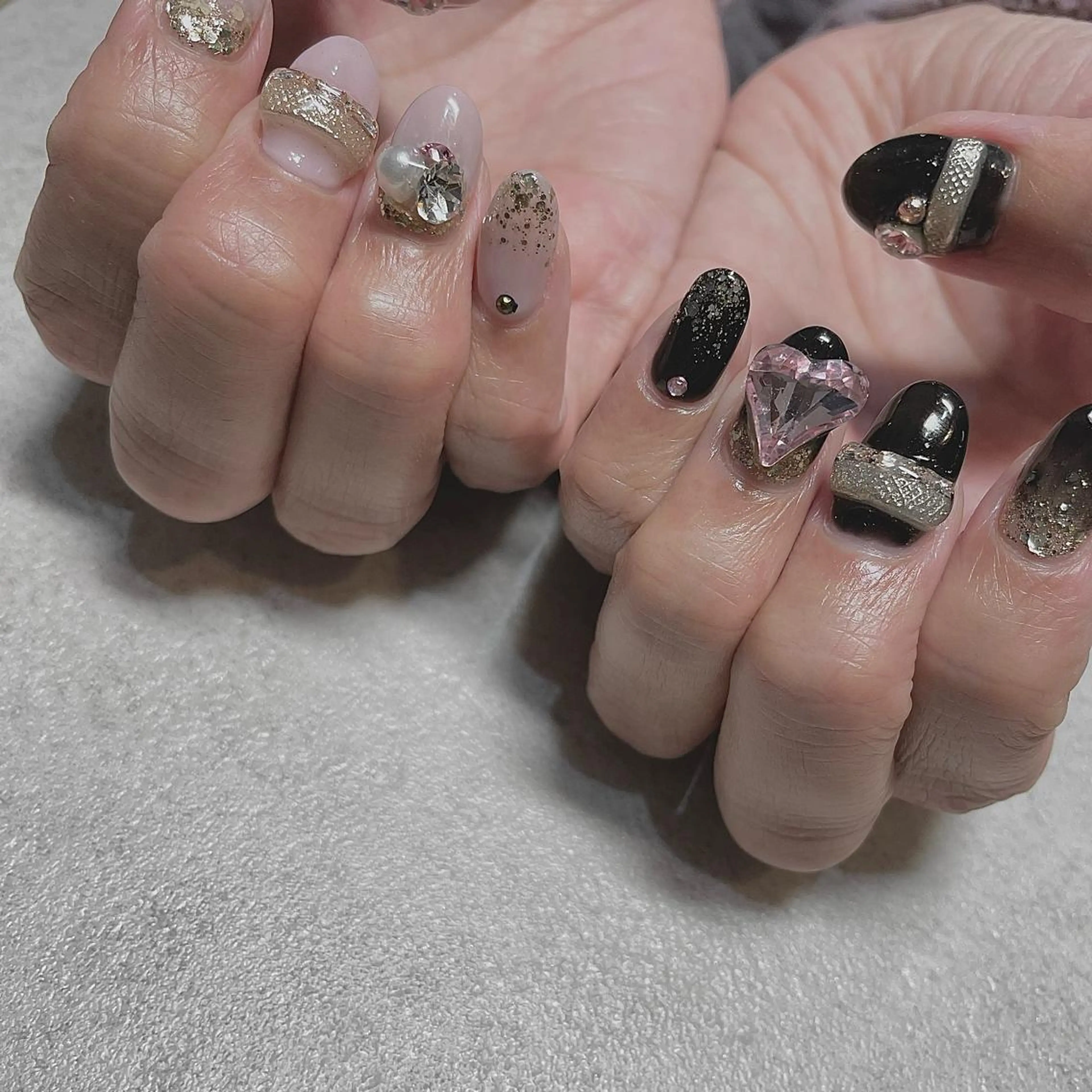 ネイル キラキラネイル acs.n所属・ネイル，耳つぼ 風間すみれのその他イメージ