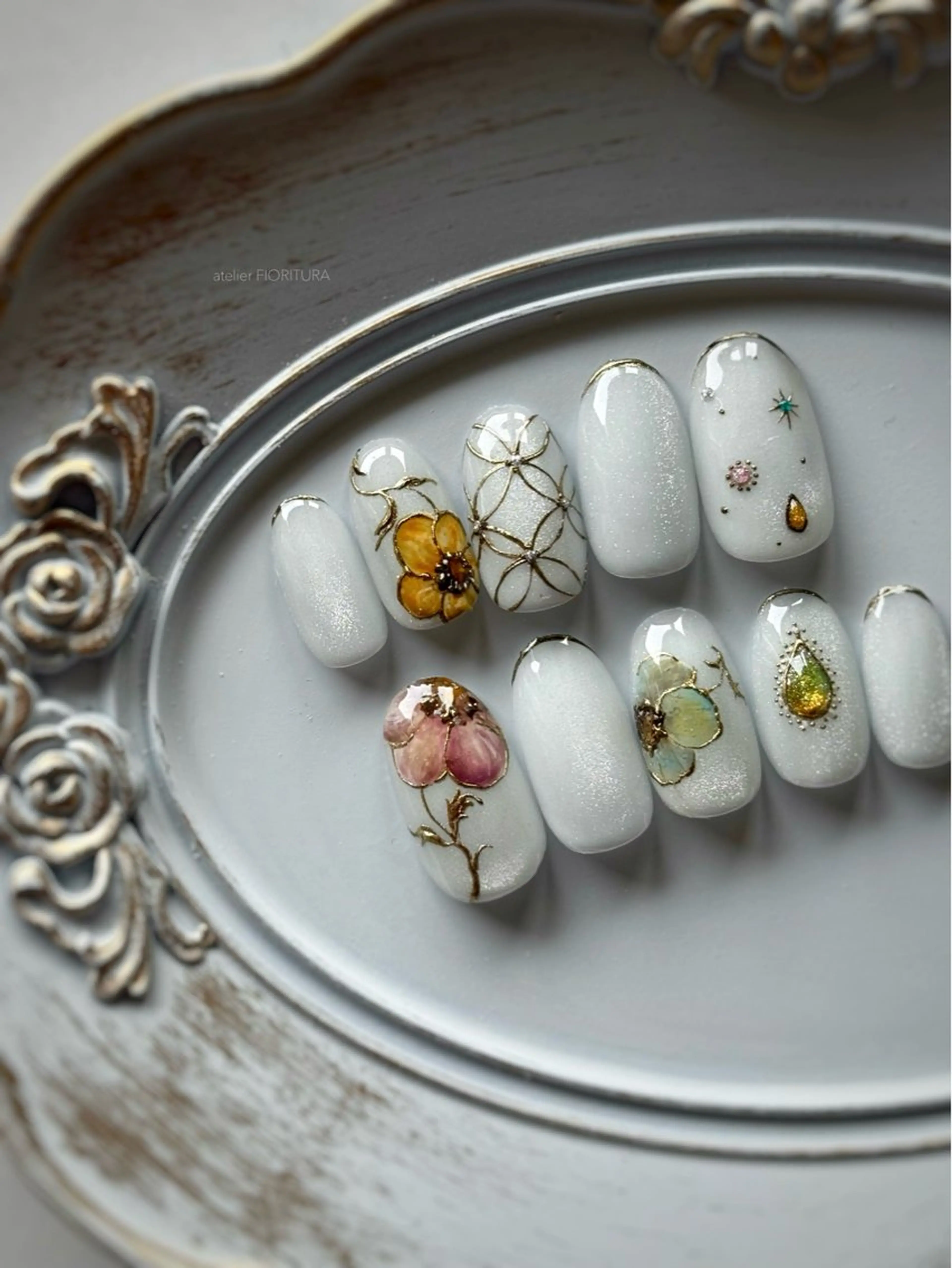 ネイル ハンドネイル FIORITURA Maikoのネイルデザイン