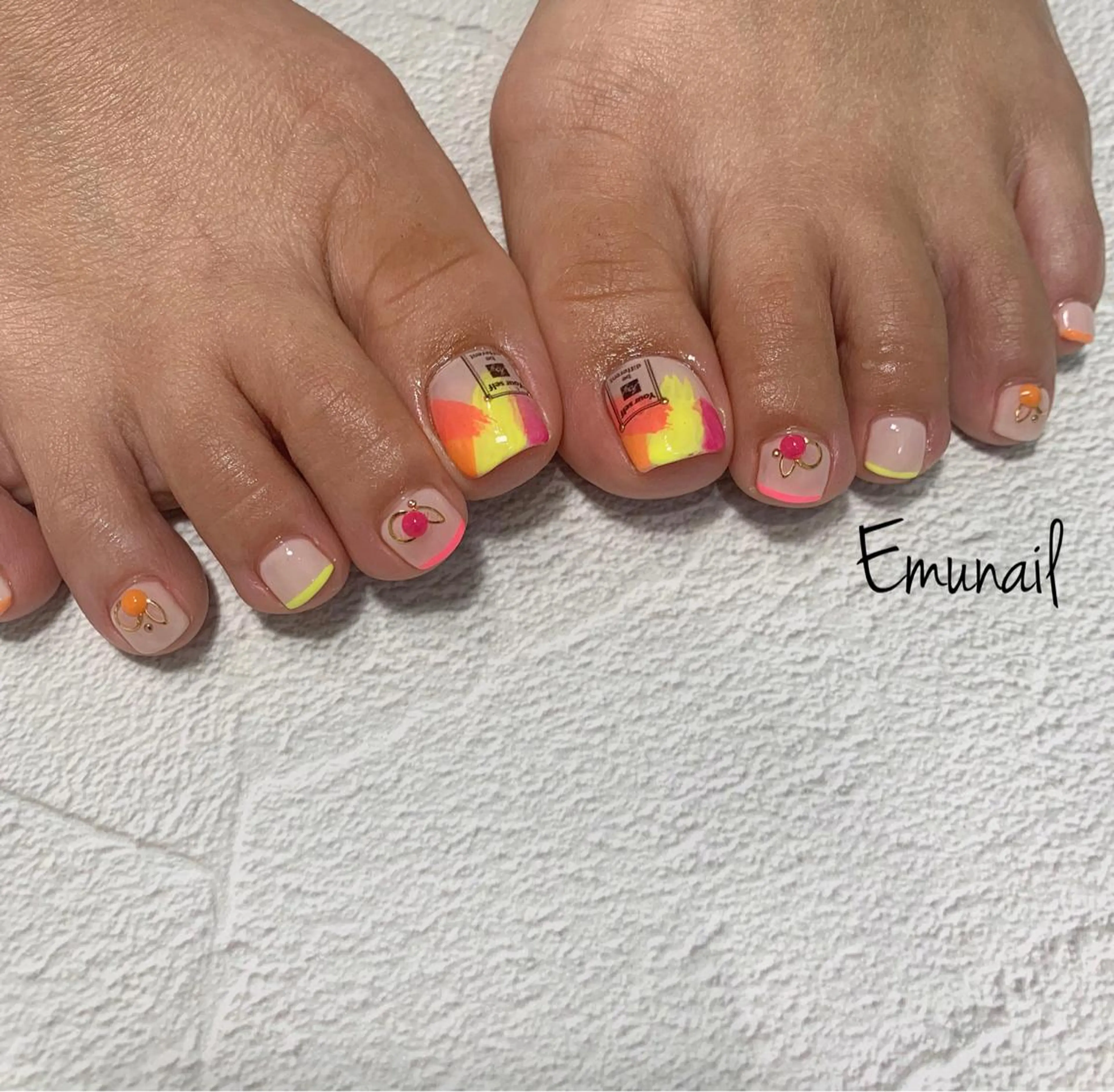 ネイル フットネイル Emu Nailのネイルデザイン