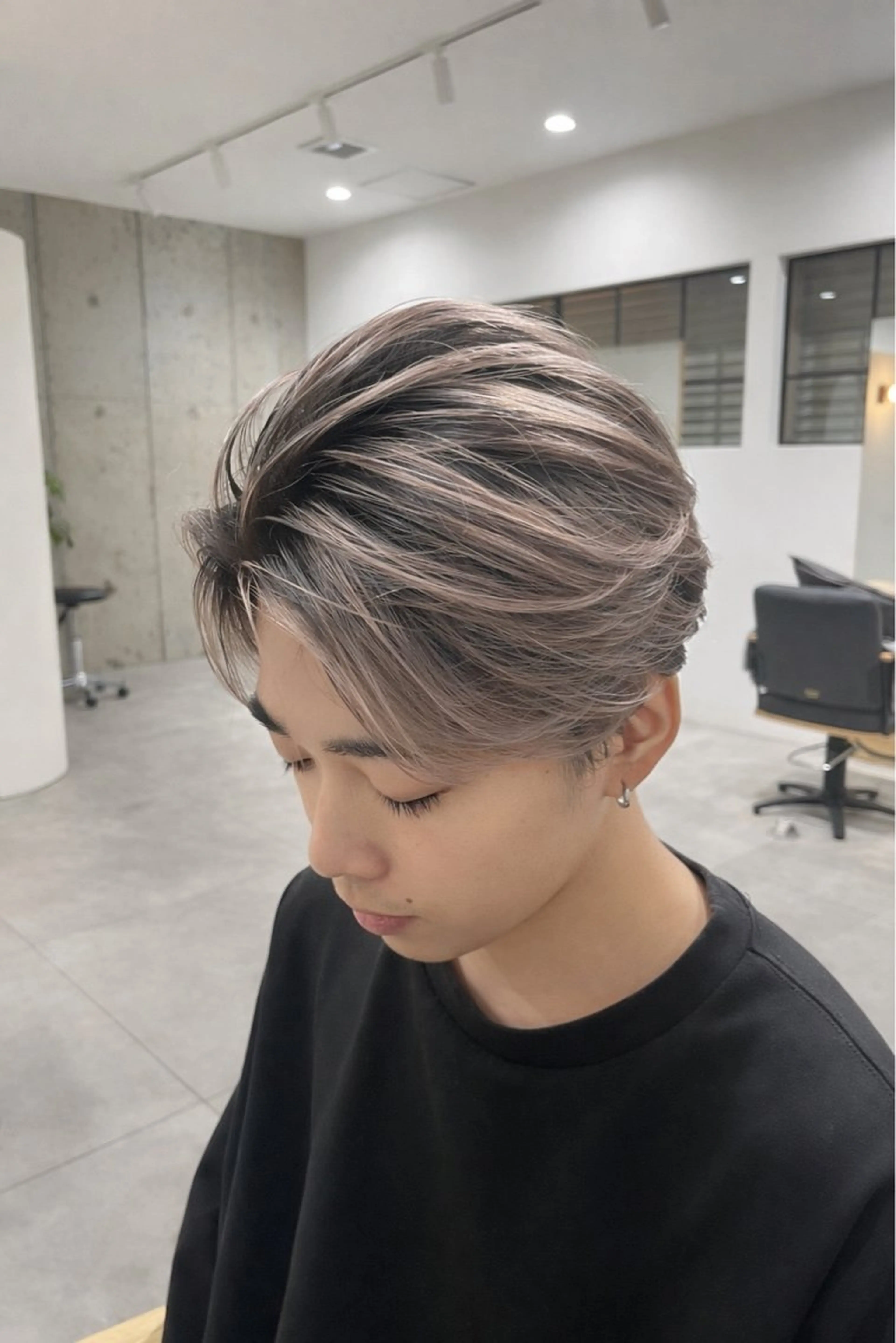 「男性限定」  メンズカット×Wカラー(ブリーチ)の写真